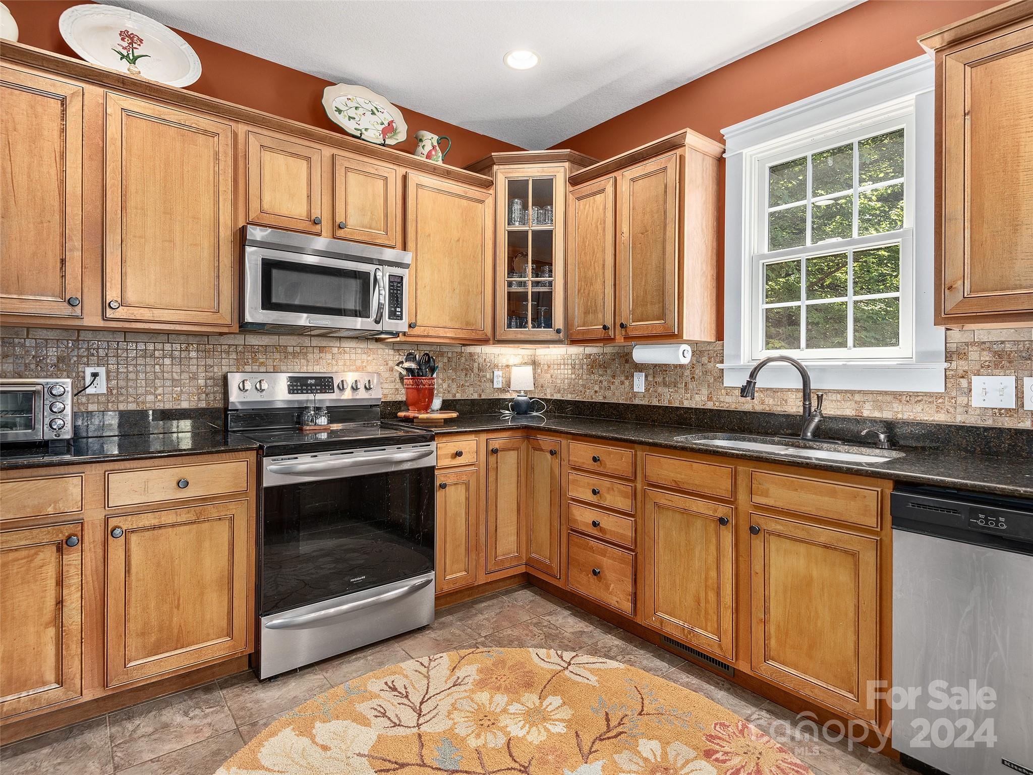 8 Old Farm House Road