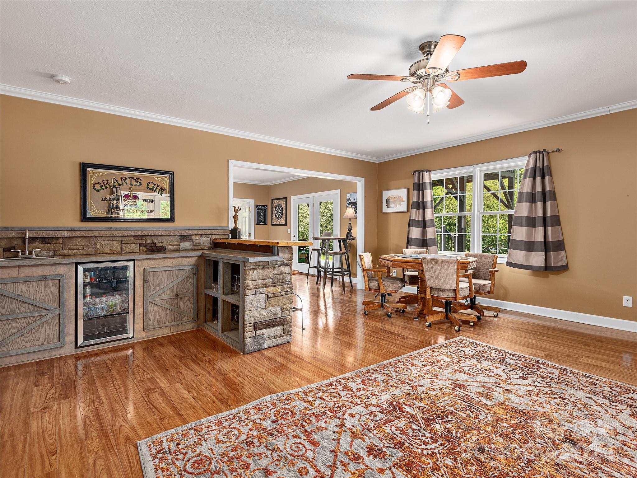 8 Old Farm House Road