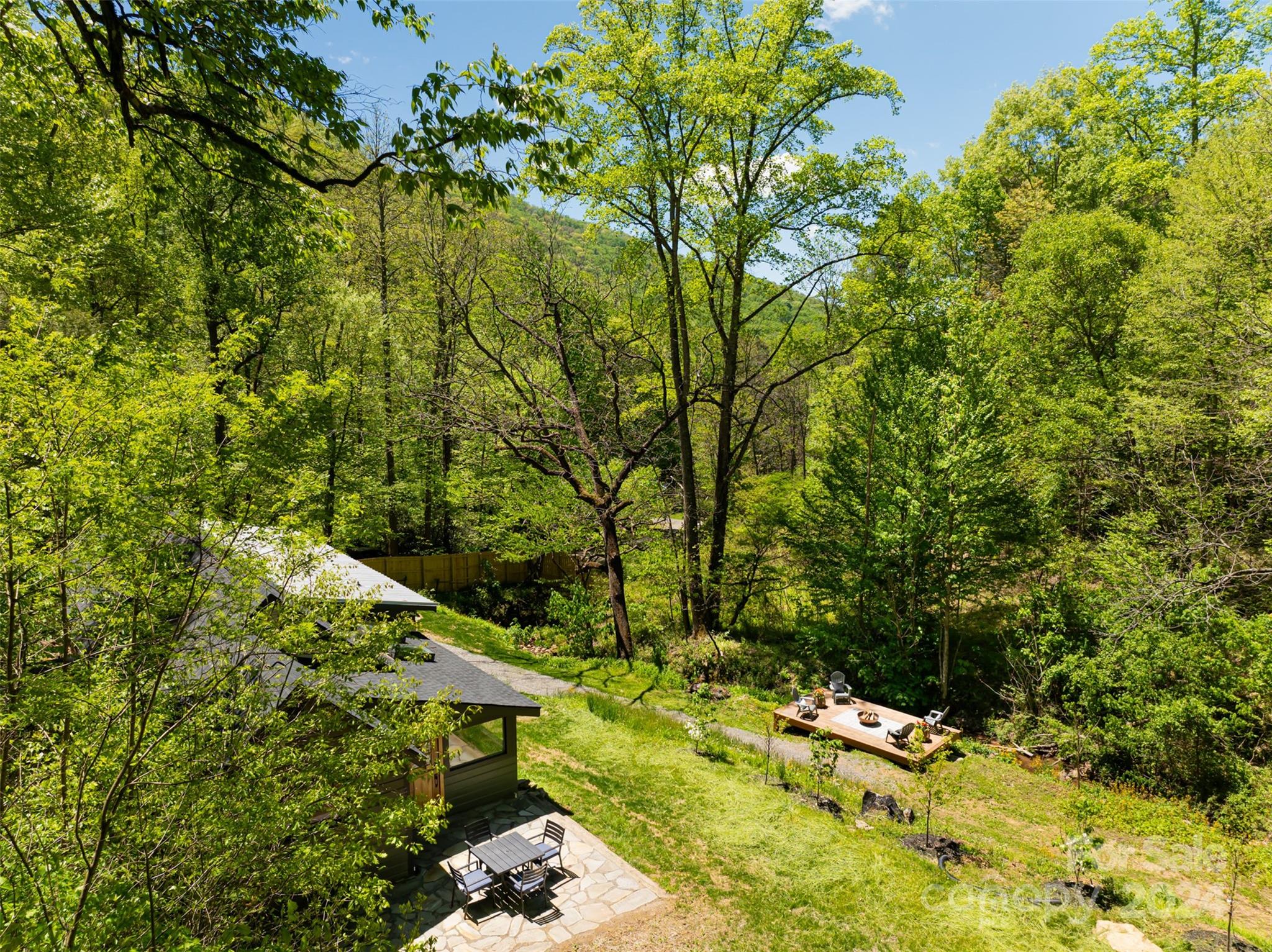 360 Blackberry Inn Road