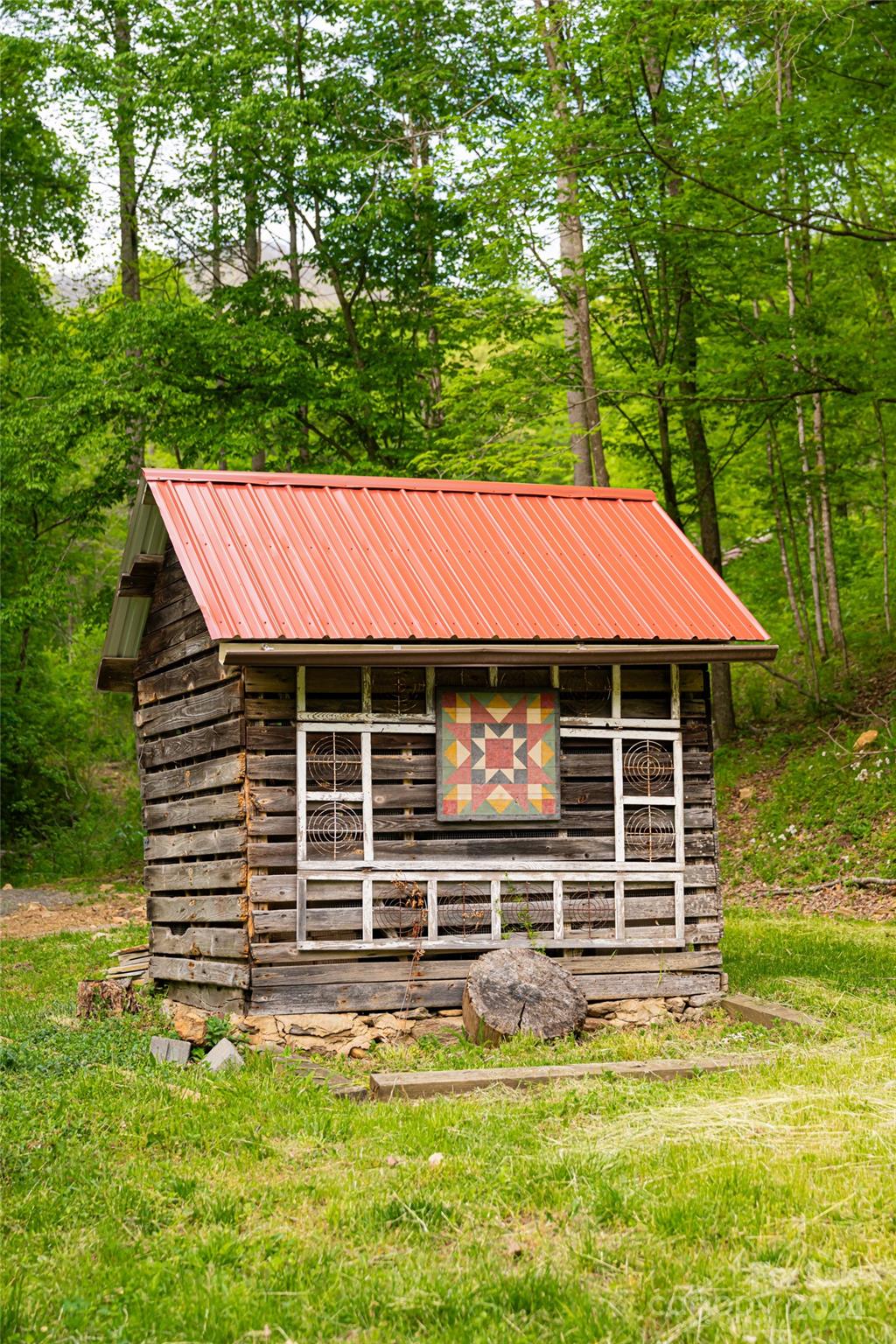 360 Blackberry Inn Road