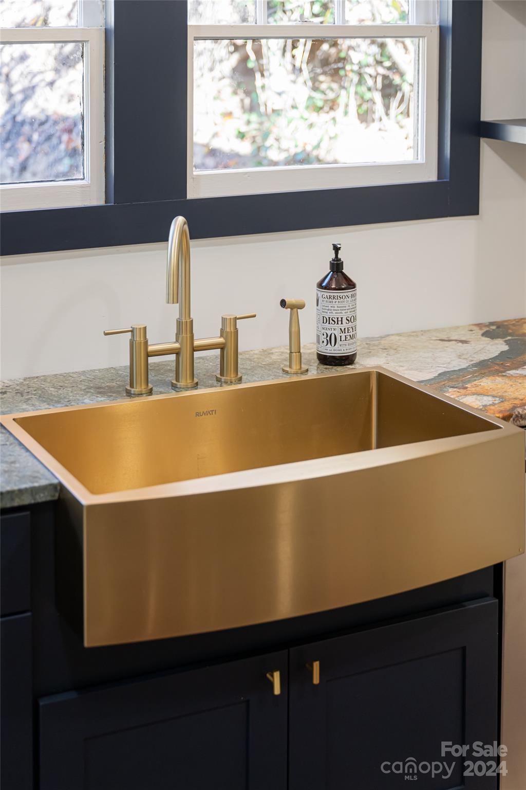 360 Blackberry Inn Road