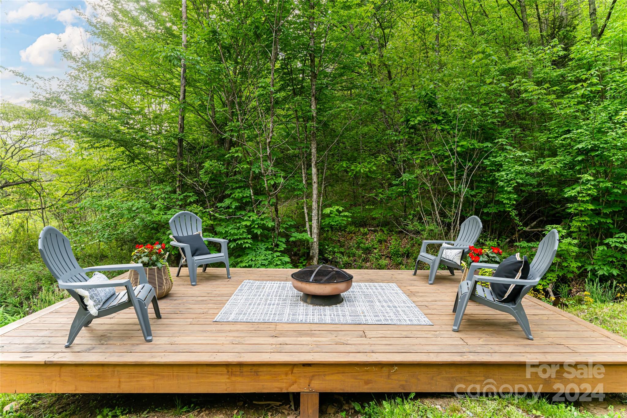 360 Blackberry Inn Road