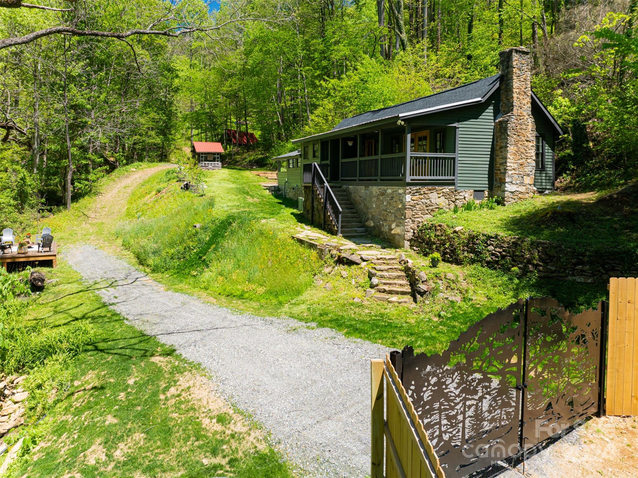 360 Blackberry Inn Road