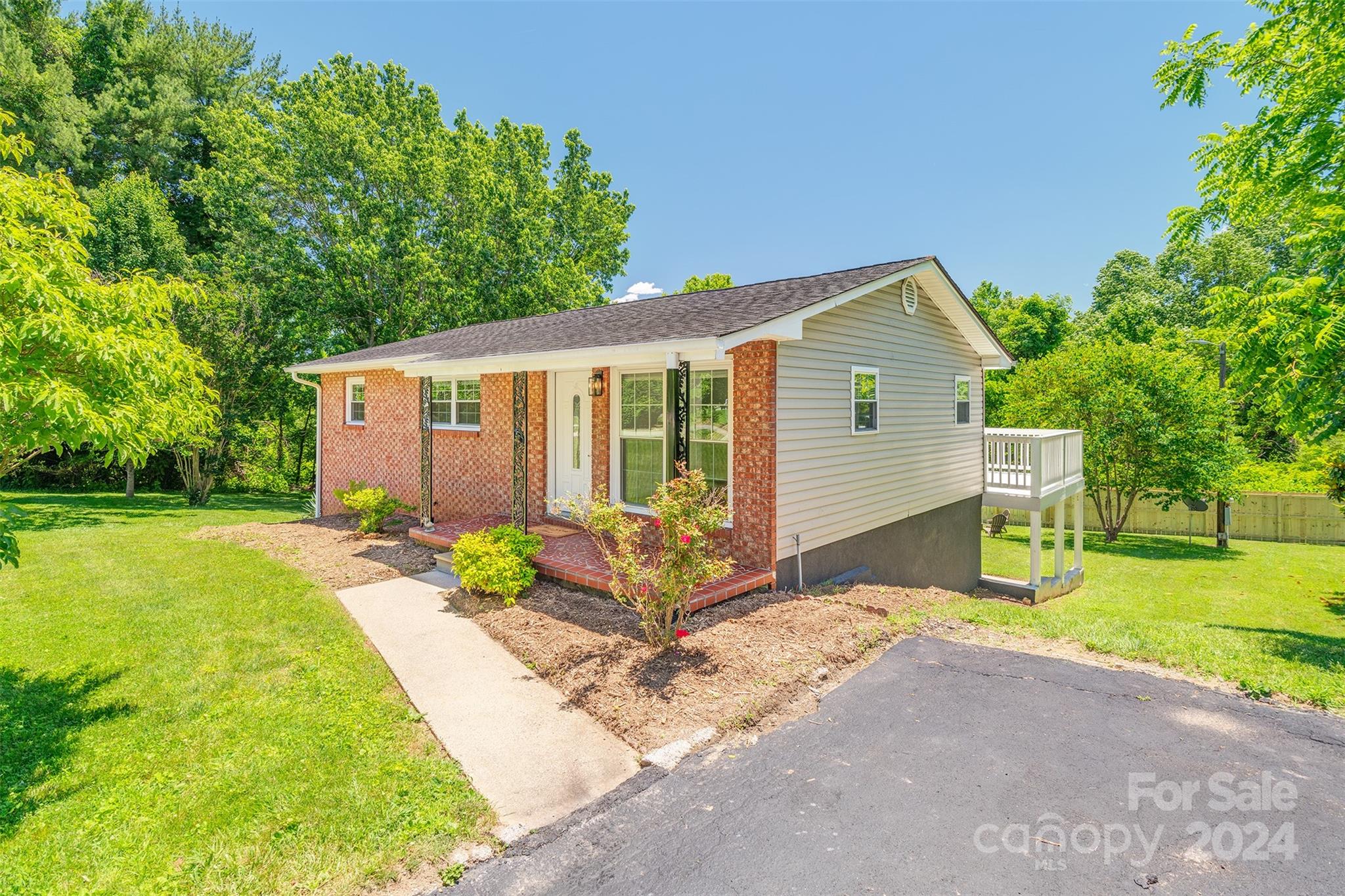 662 Sand Hill Road