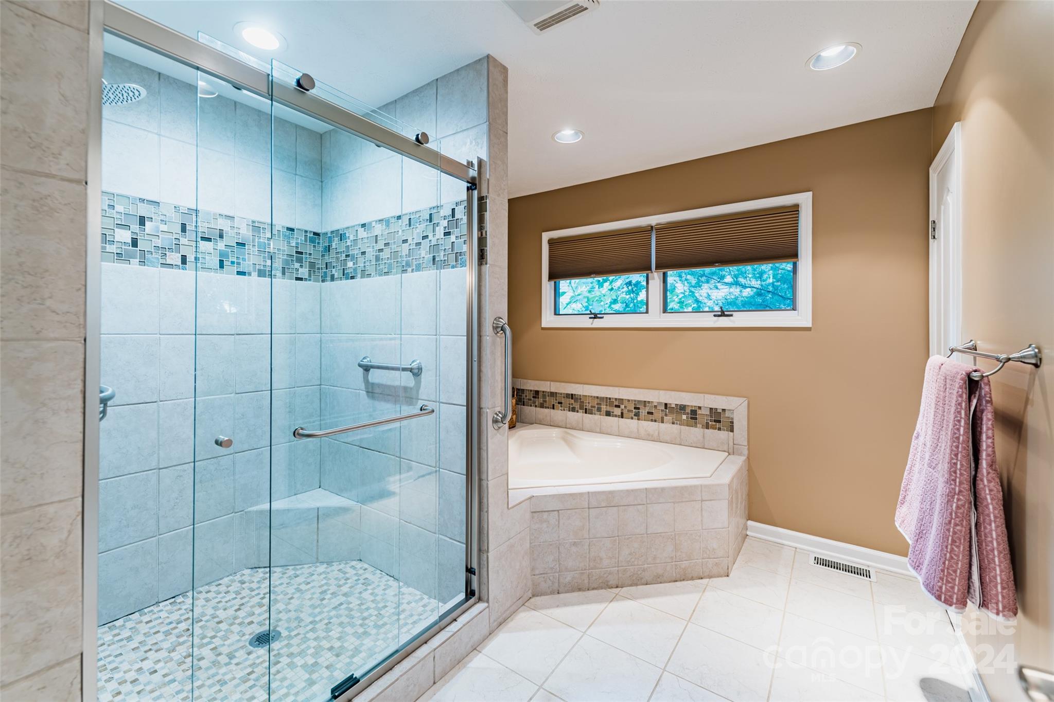 124 Jenny Lind Drive