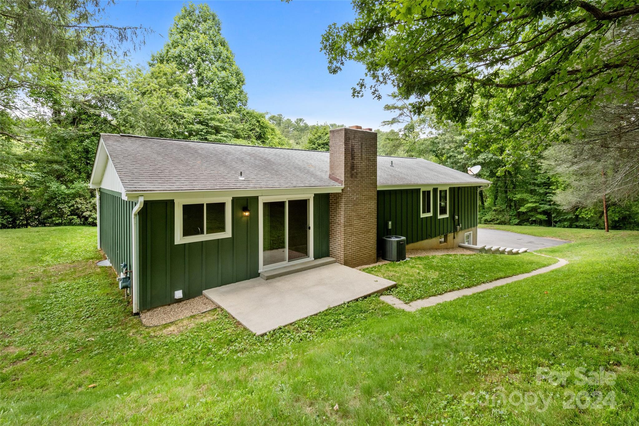 125 Woodland Hills Road