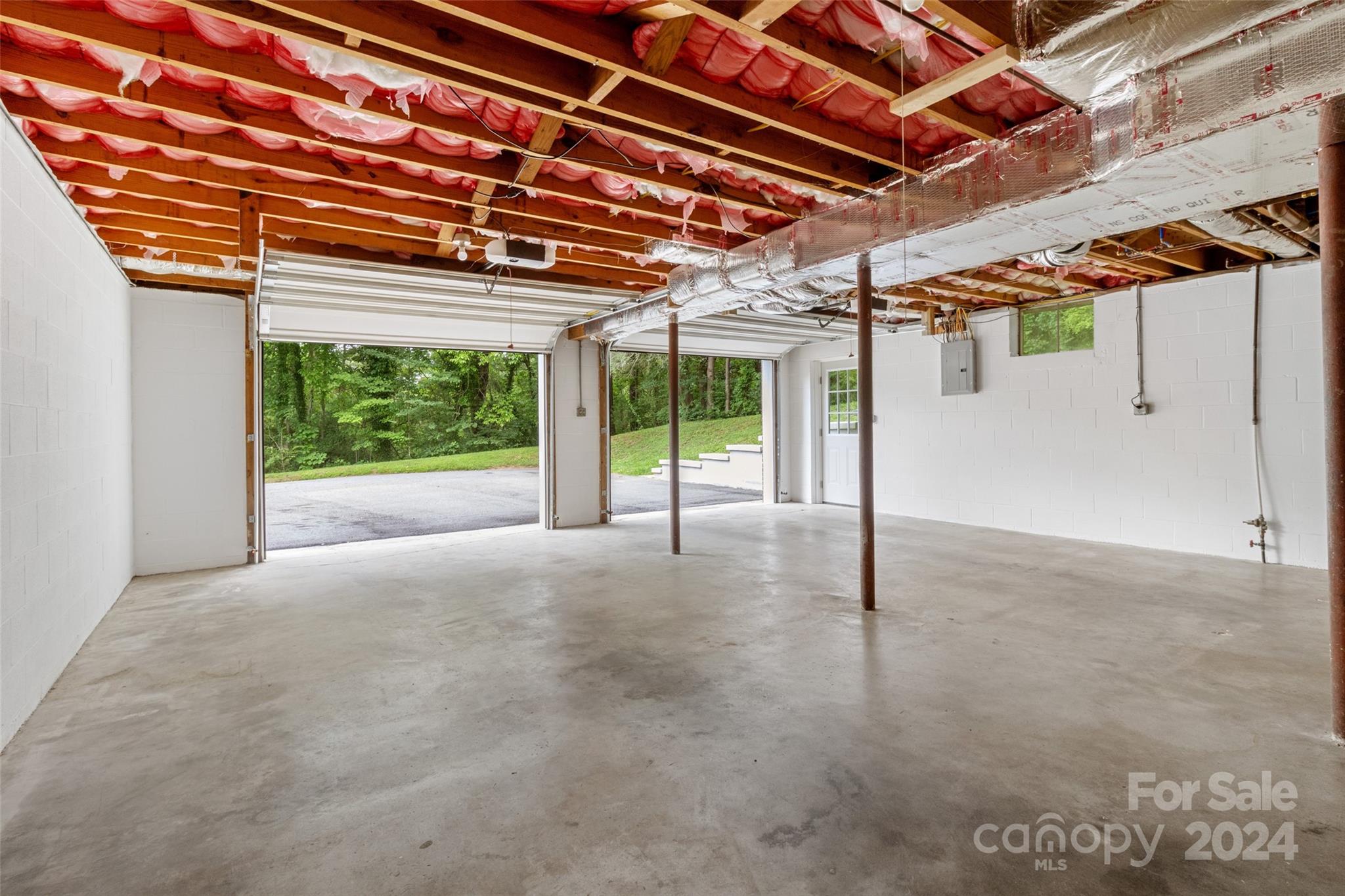 125 Woodland Hills Road
