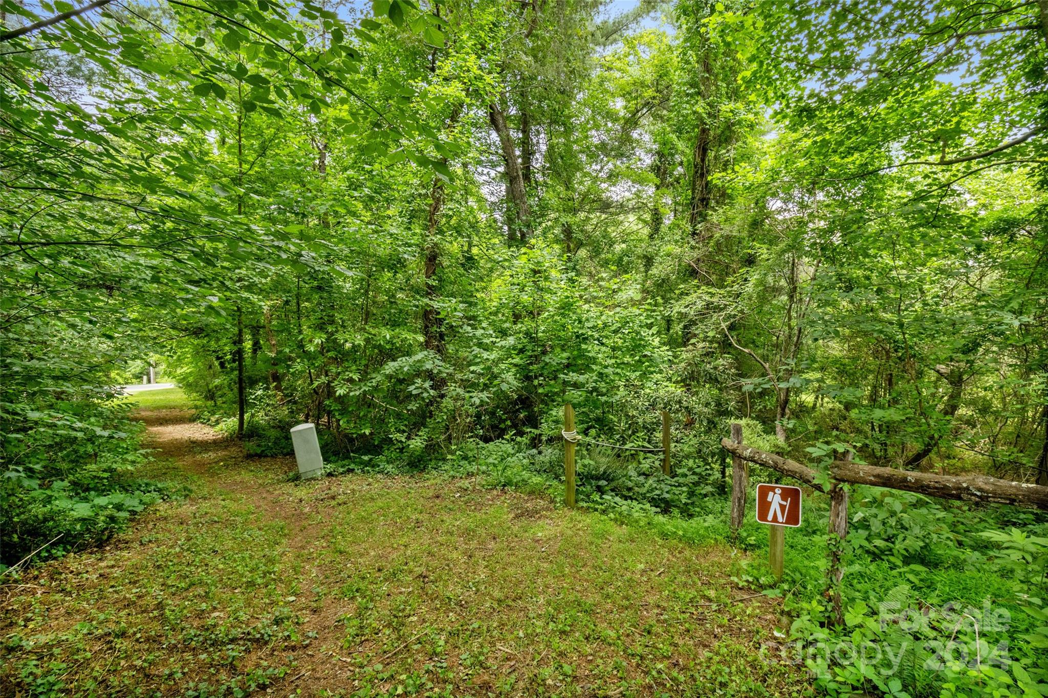 125 Woodland Hills Road