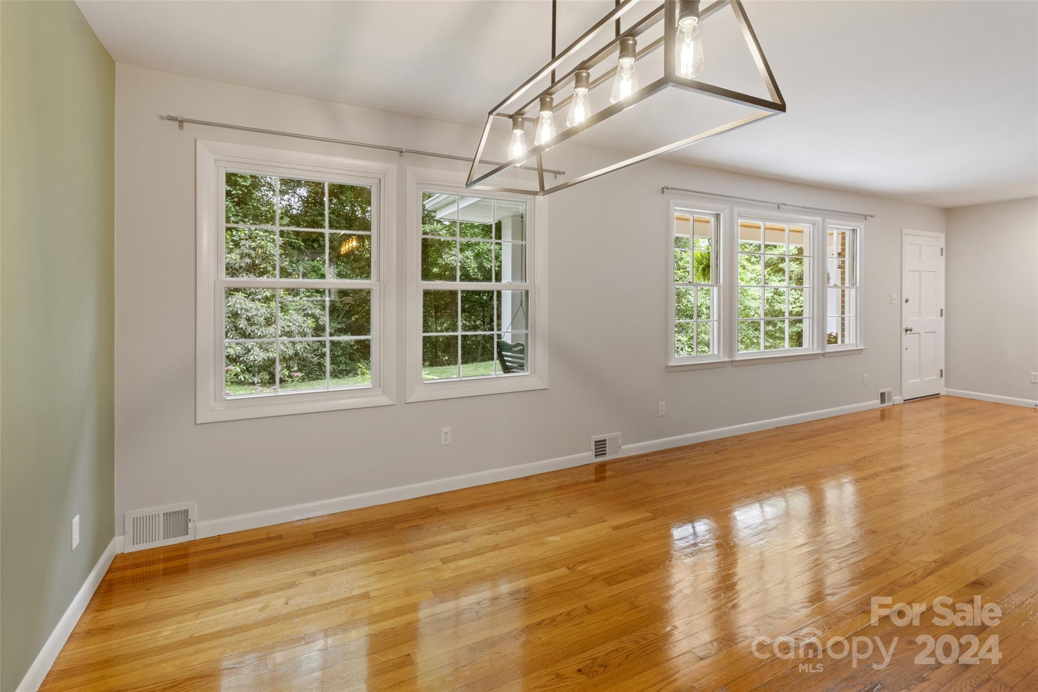 125 Woodland Hills Road