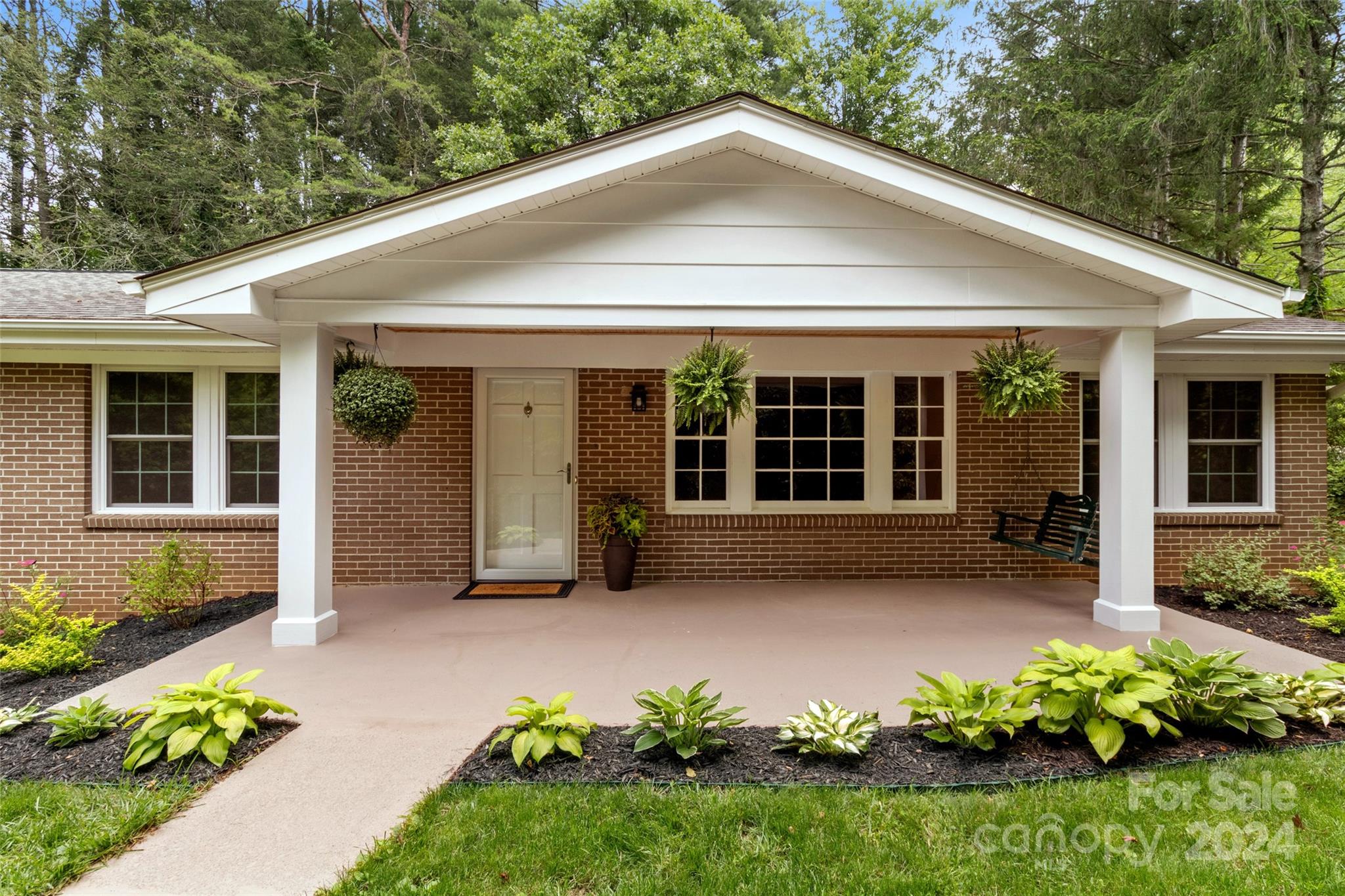 125 Woodland Hills Road