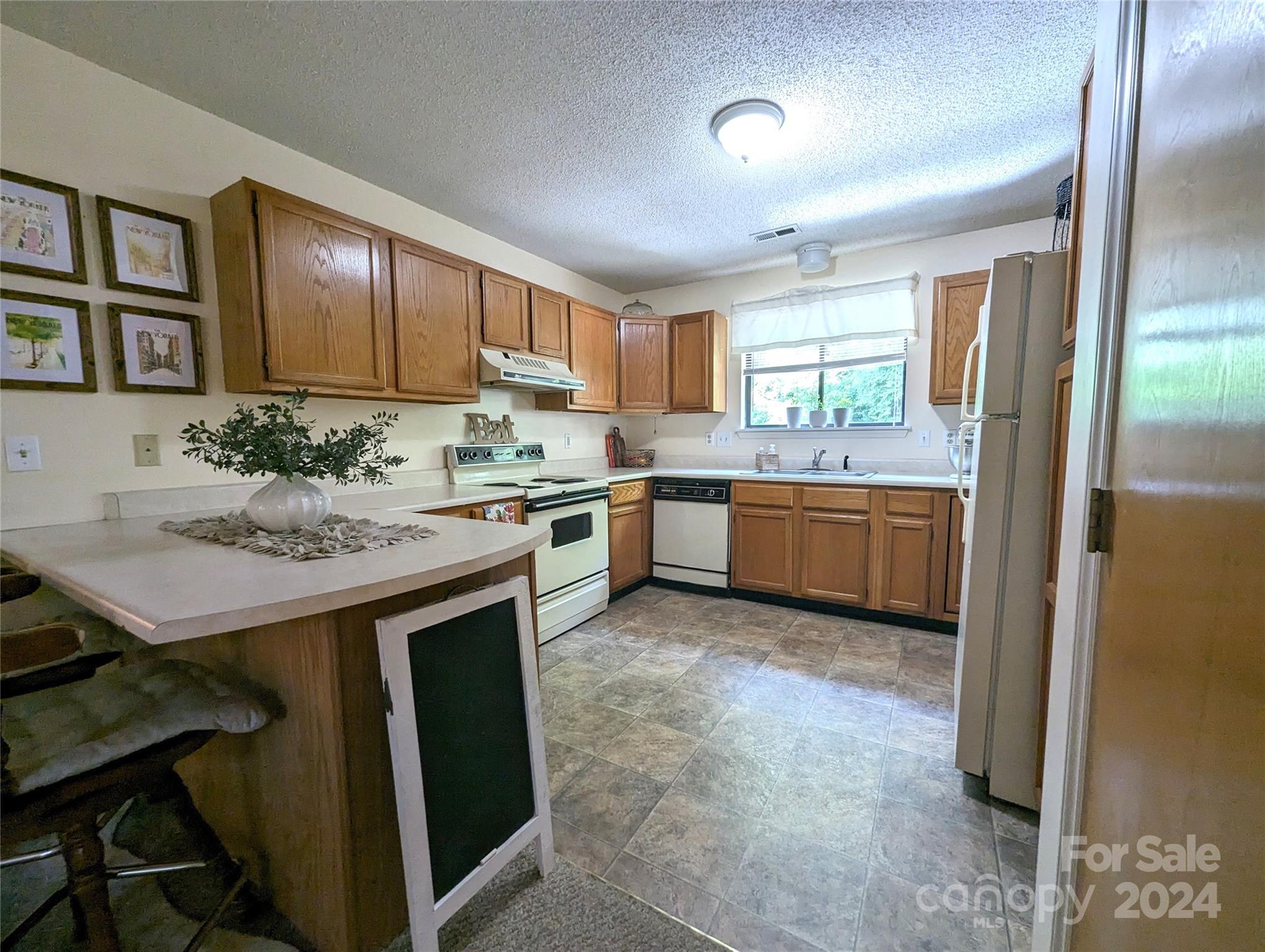 47 Lake Drive Unit: K15