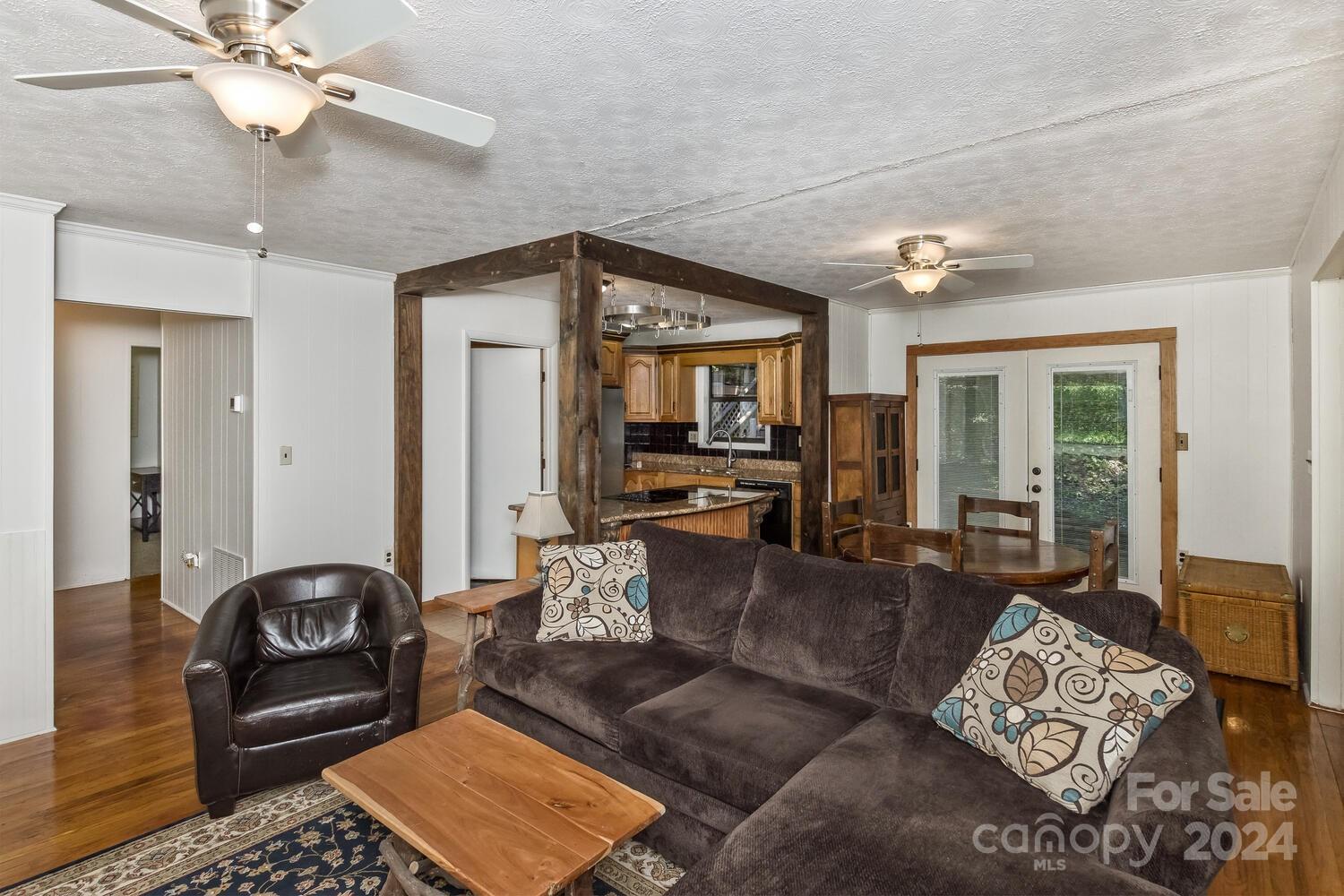 471 Curtis Creek Road