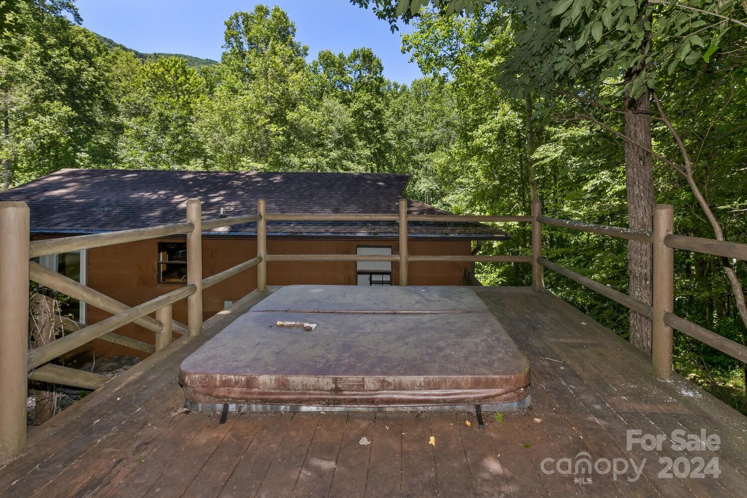 471 Curtis Creek Road