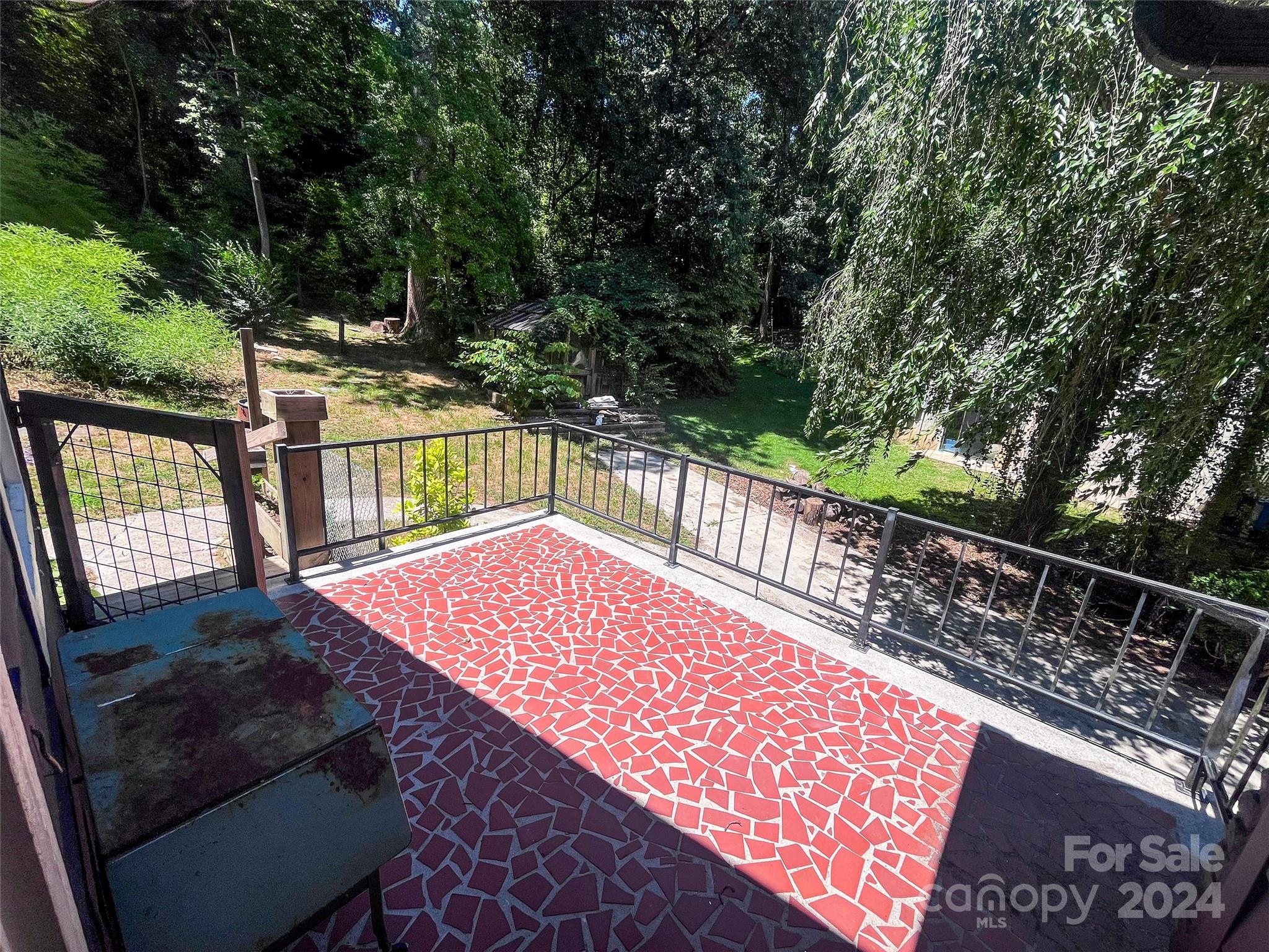 415 Royal Pines Drive
