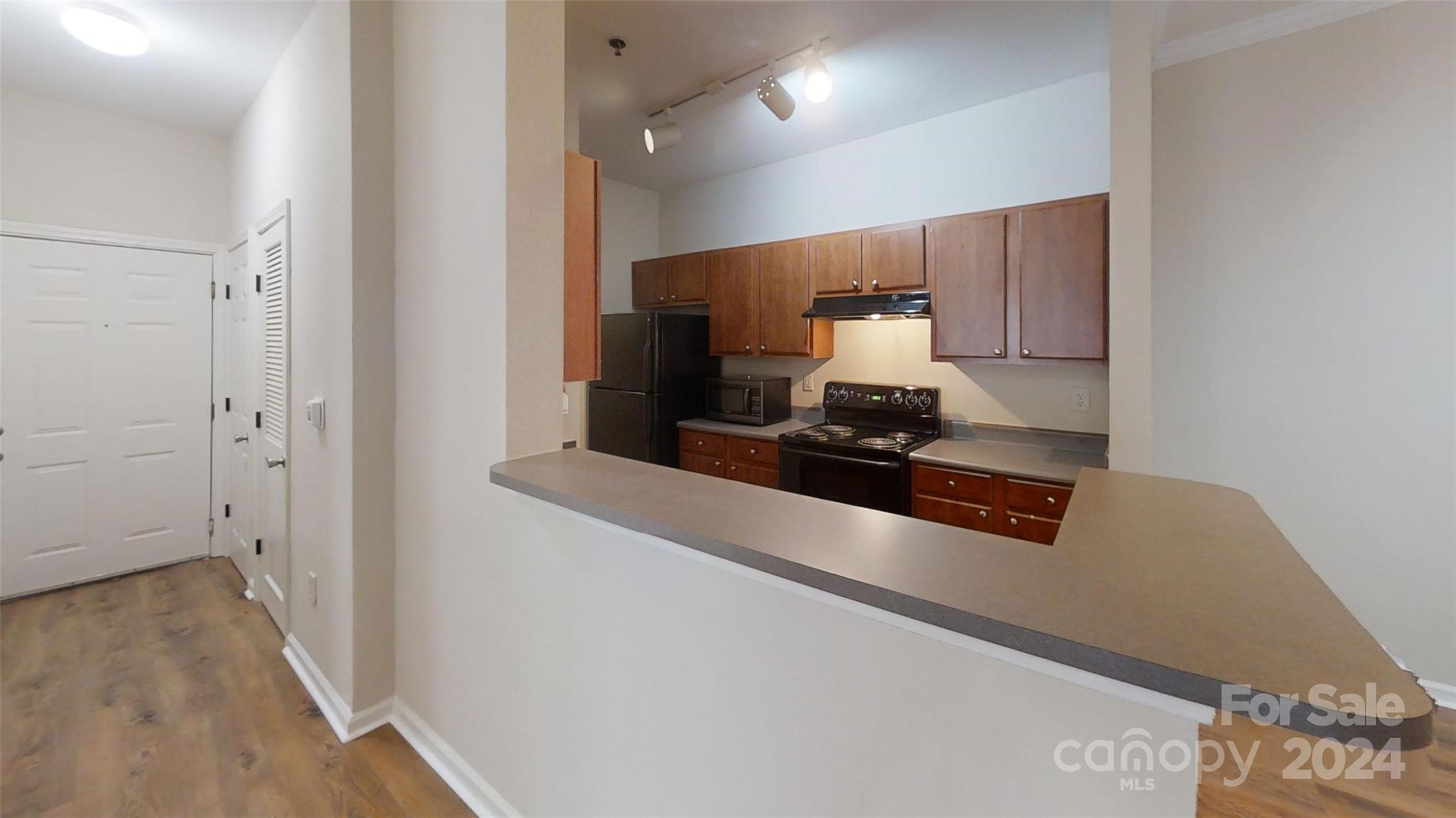 700 Vista Lake Drive Unit: 101
