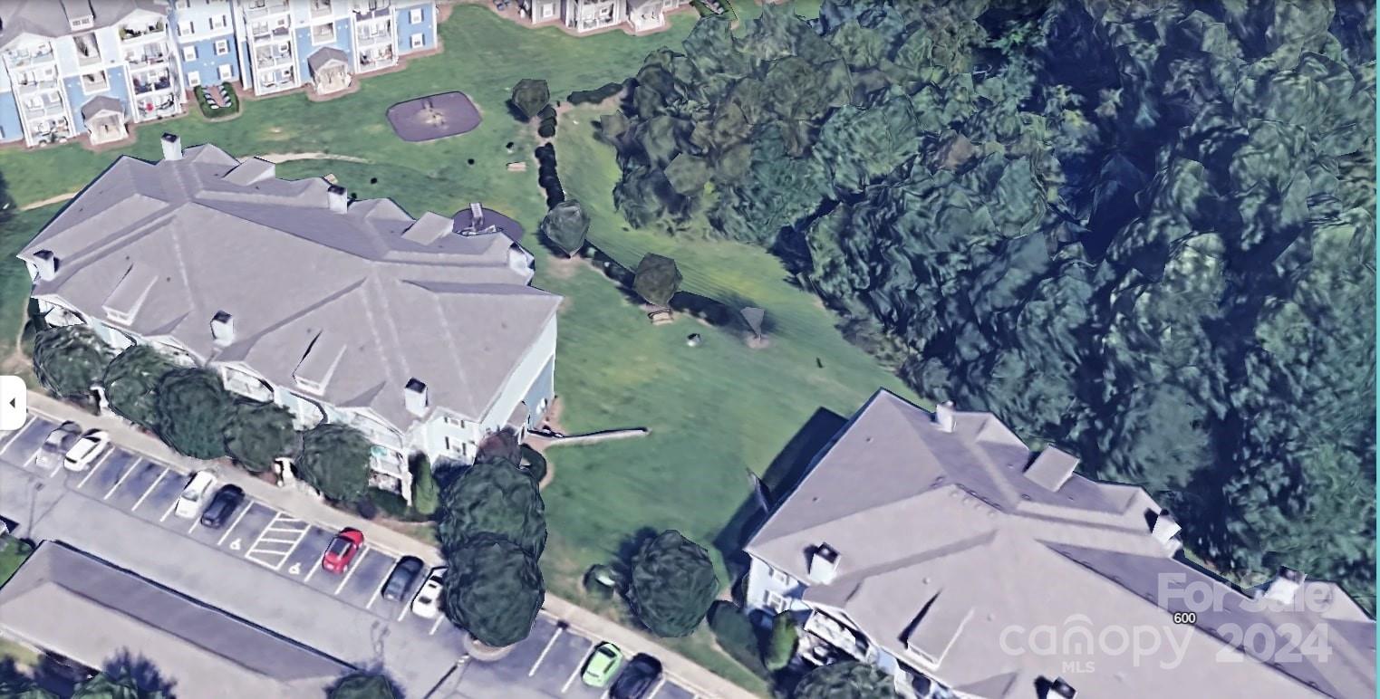 700 Vista Lake Drive Unit: 101