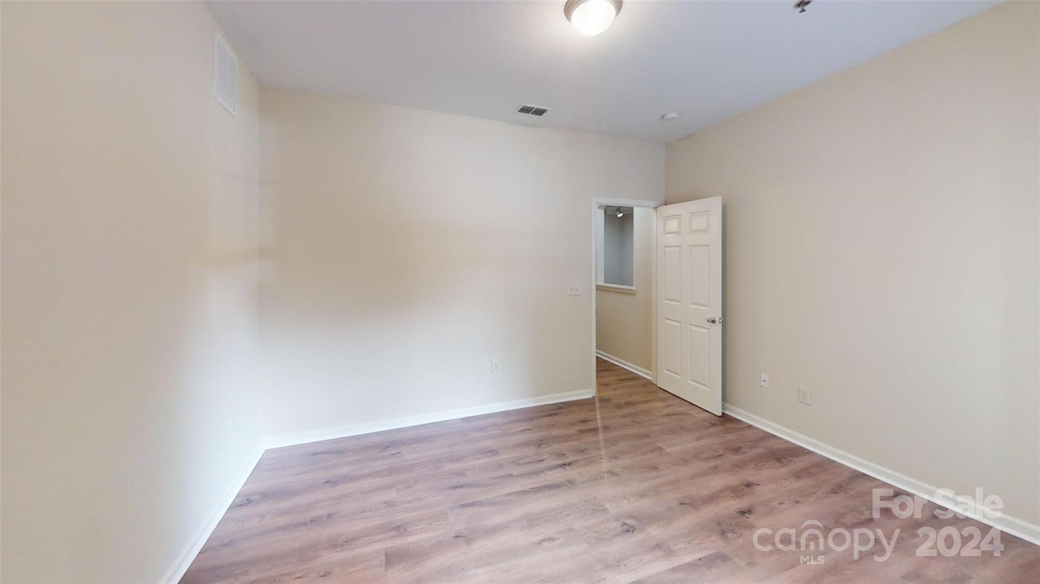 700 Vista Lake Drive Unit: 101