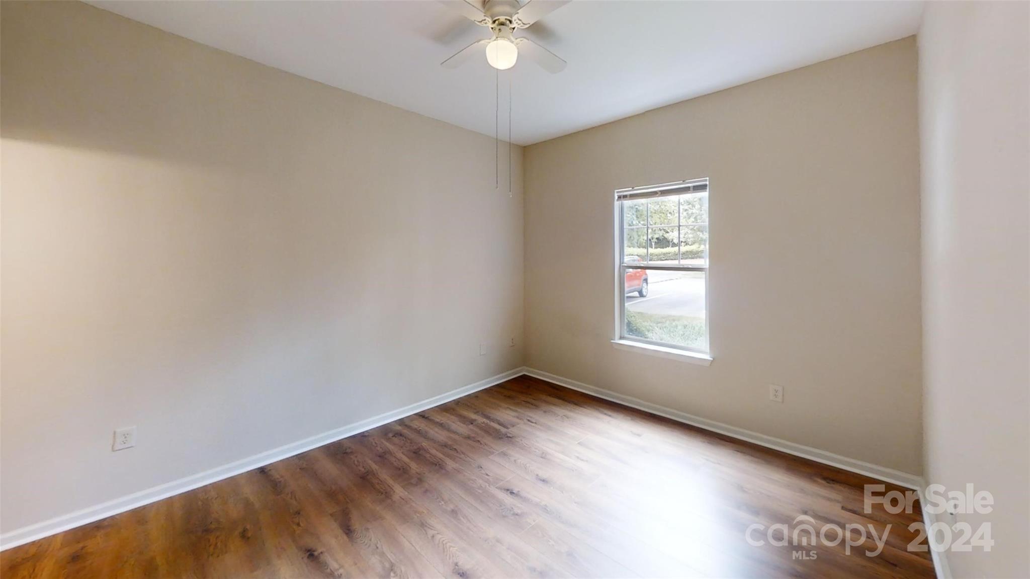 700 Vista Lake Drive Unit: 101