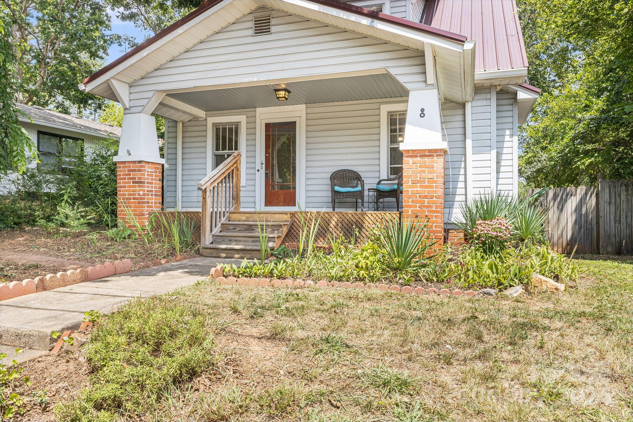 8 Trotter Place