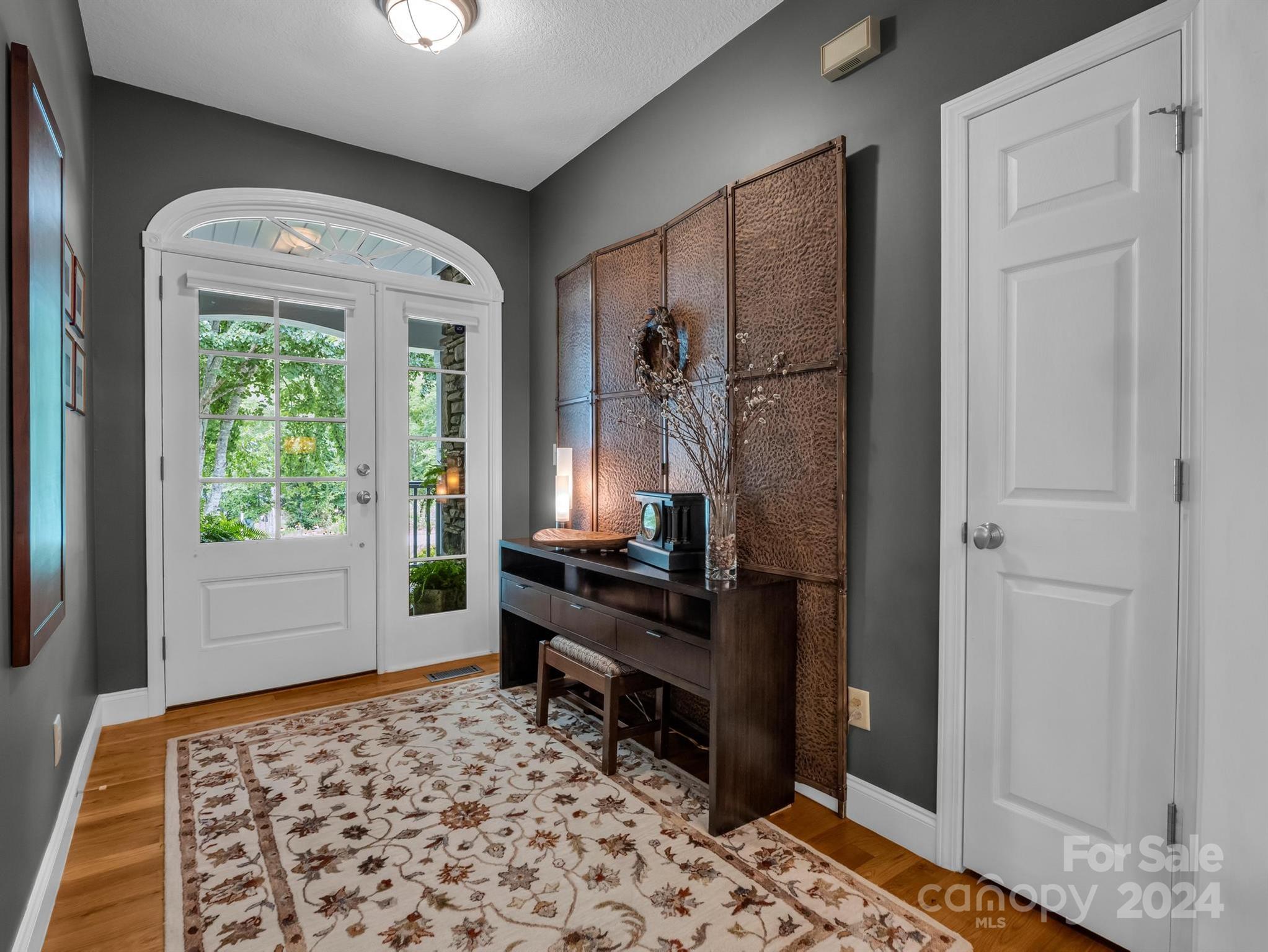 33 Willow Place Circle