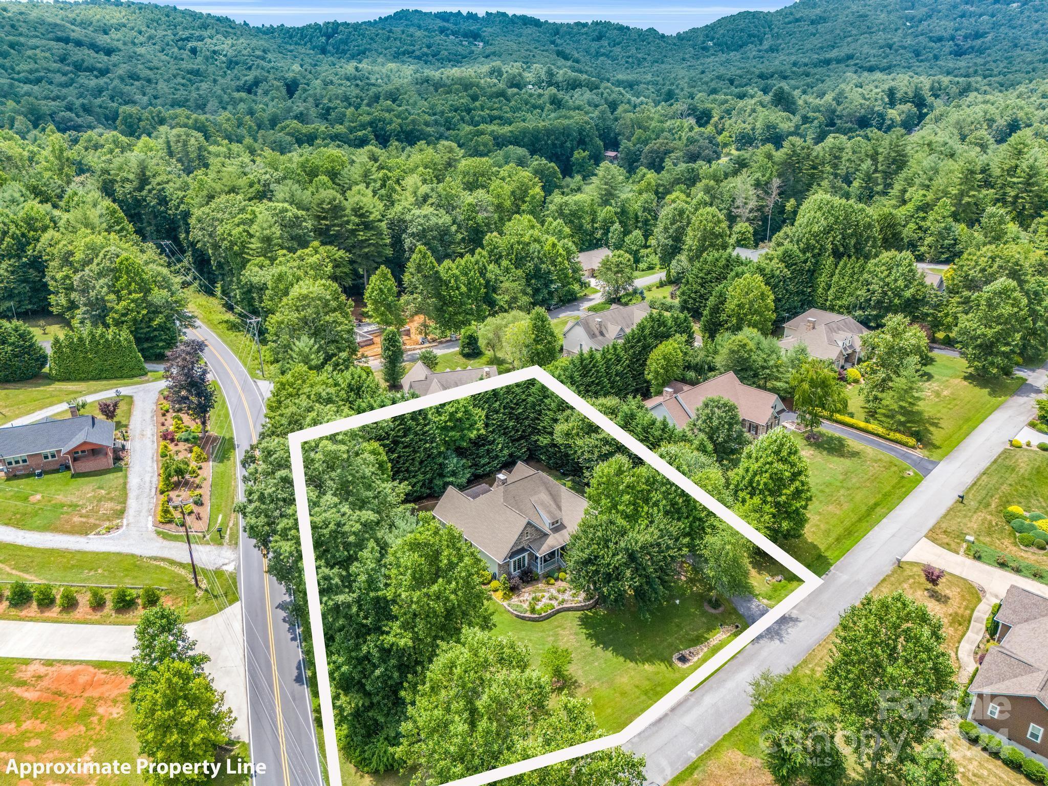 33 Willow Place Circle