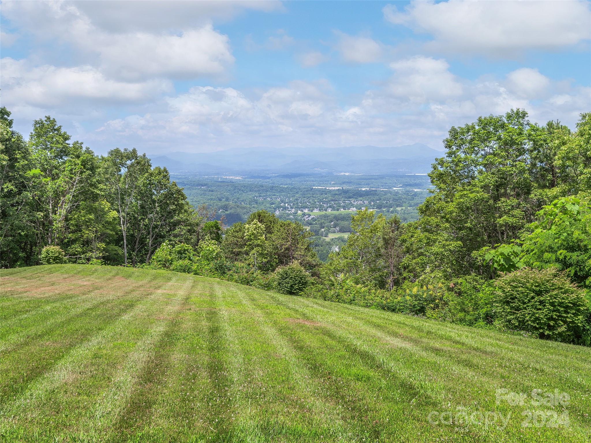 22 Vineyard Hill Drive