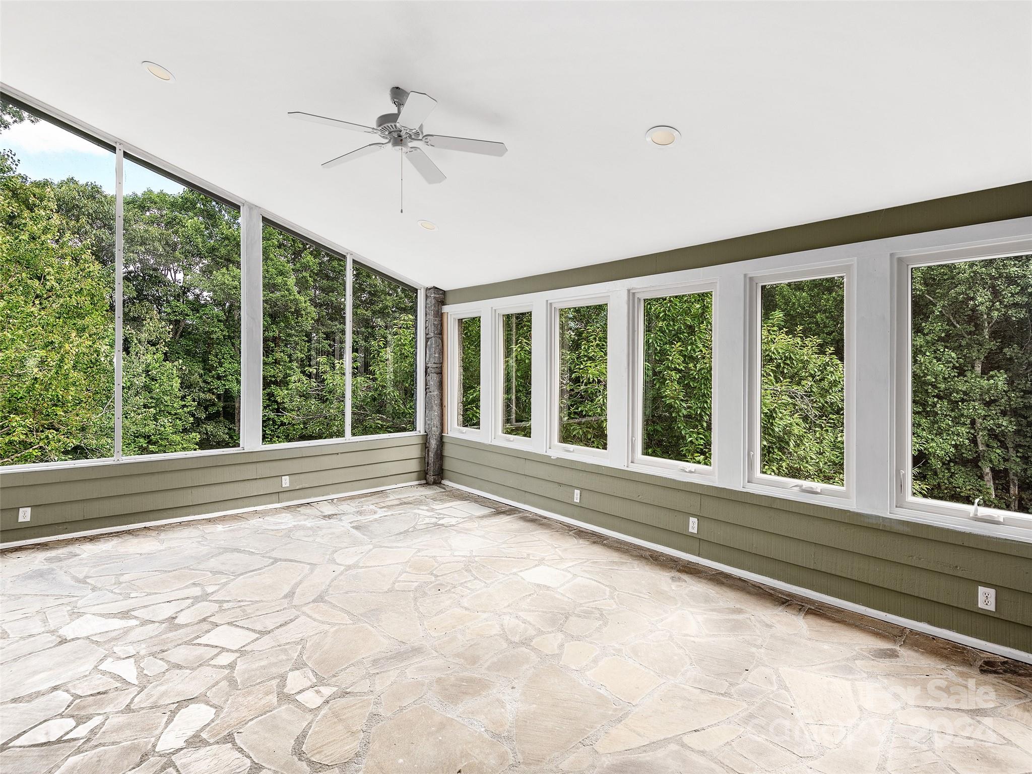 22 Vineyard Hill Drive