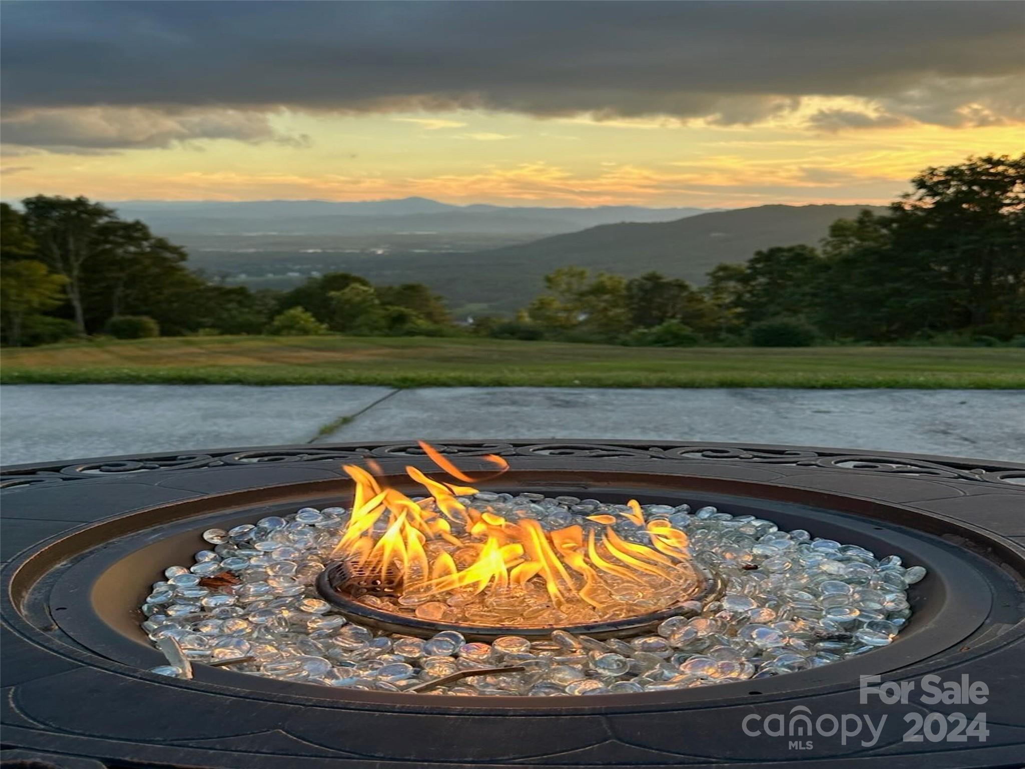 22 Vineyard Hill Drive