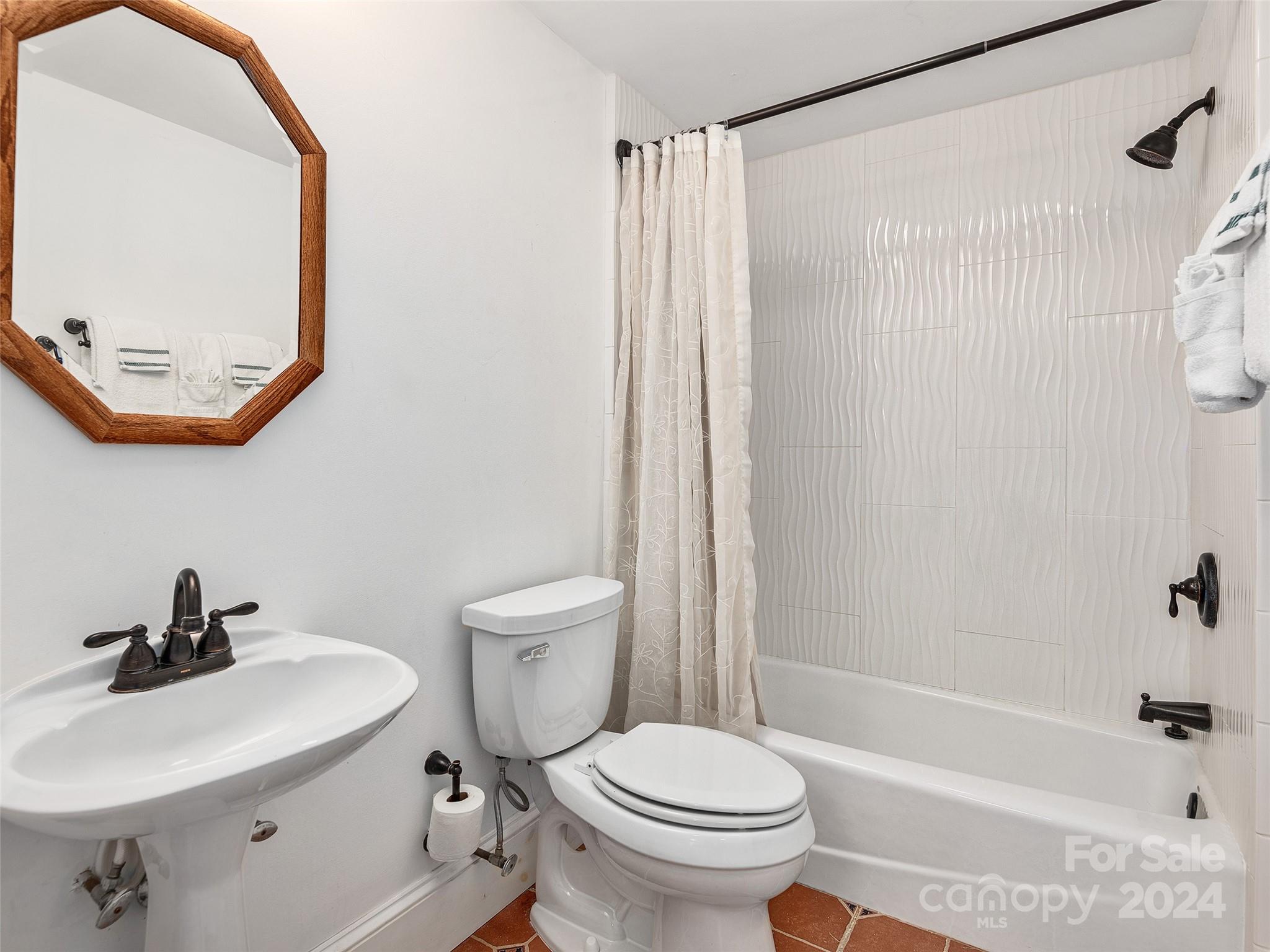 22 Vineyard Hill Drive