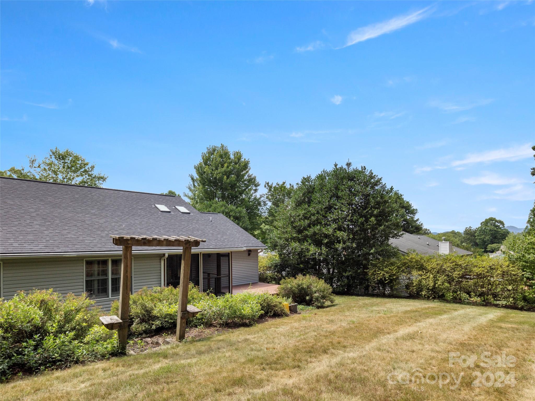 53 Forest Lake Drive