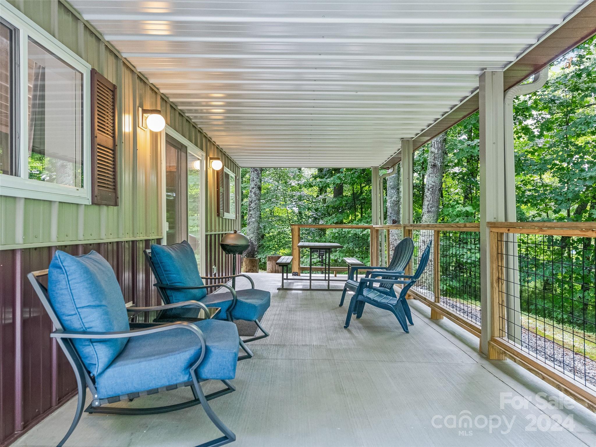 134 & 140 Hawksnest Drive