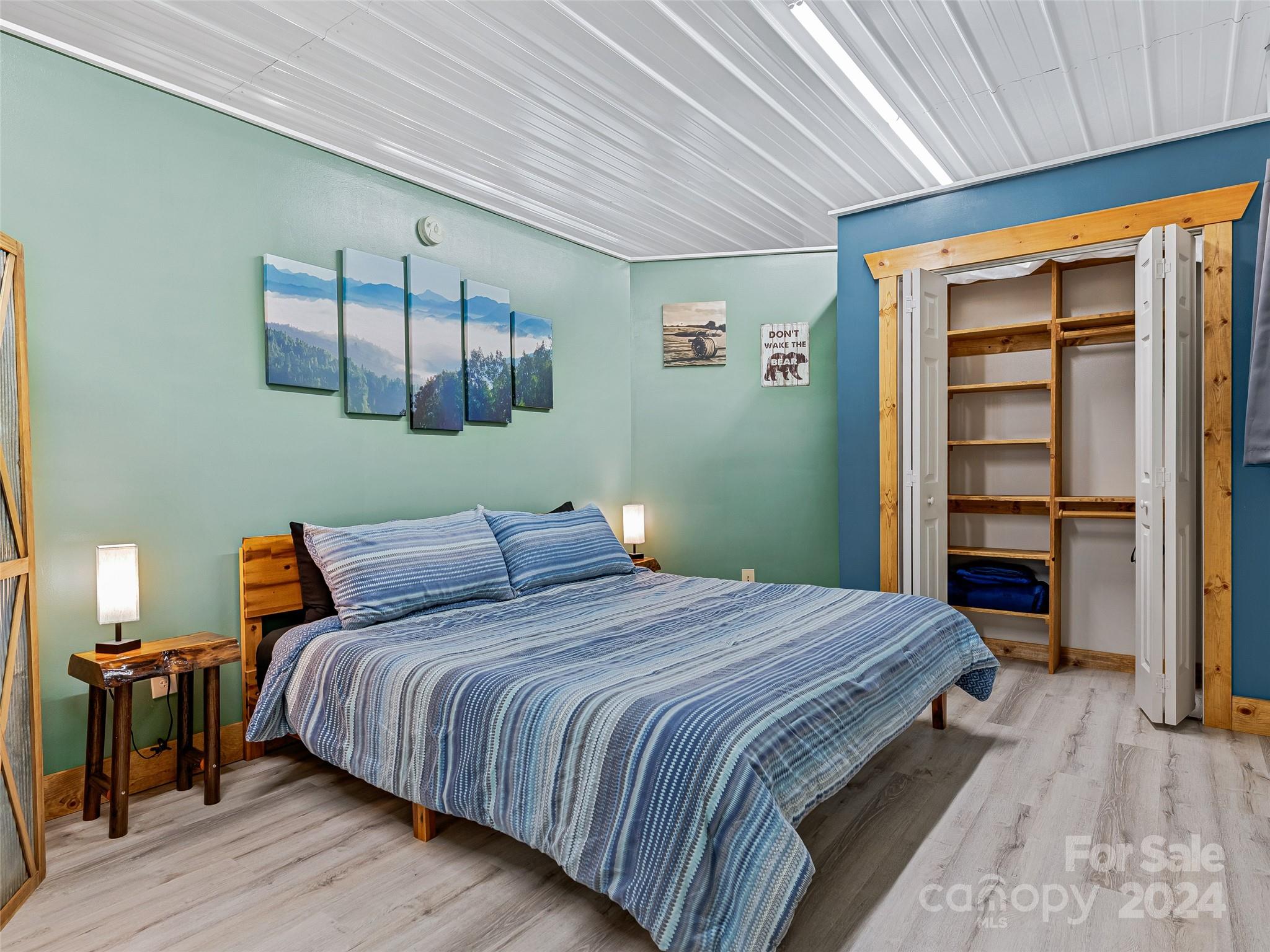 134 & 140 Hawksnest Drive