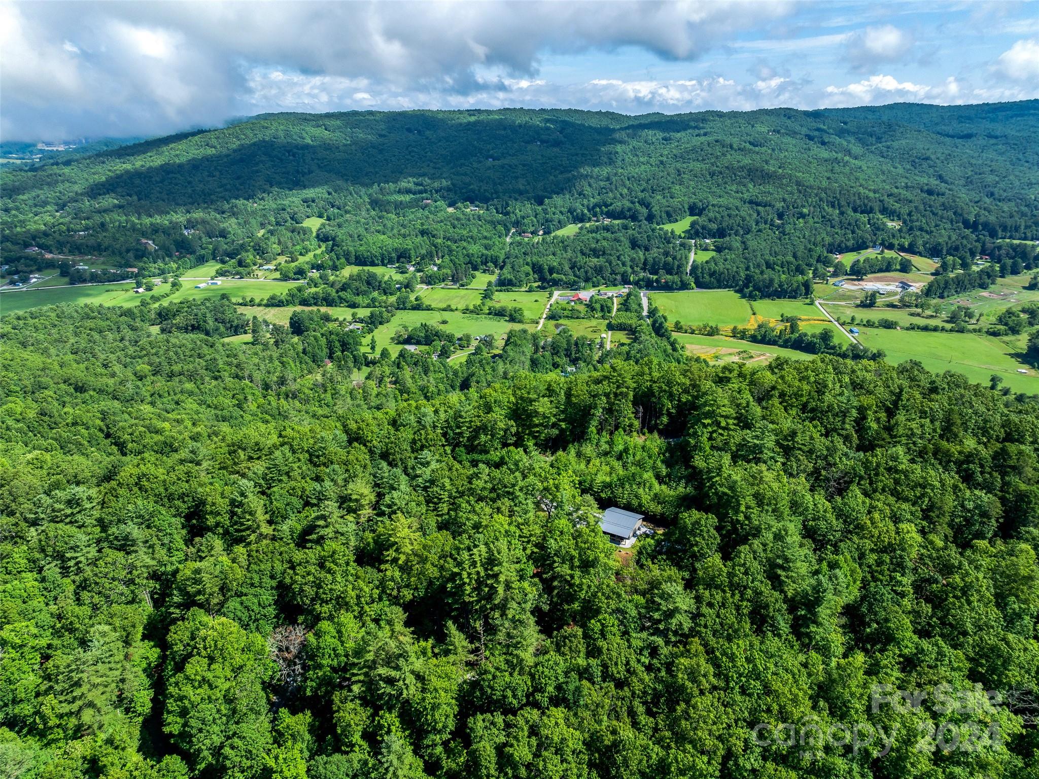 134 & 140 Hawksnest Drive