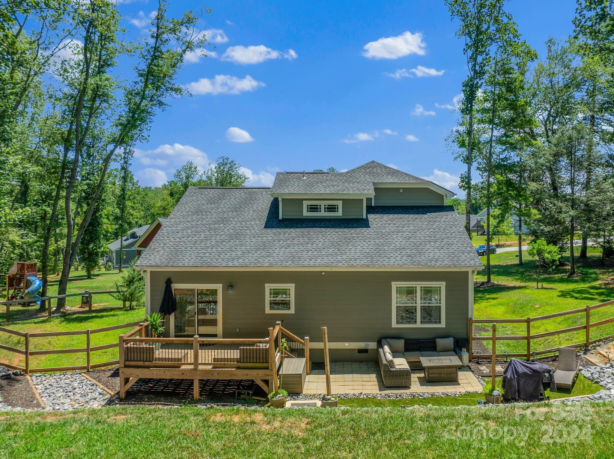 292 Driftwood Lane