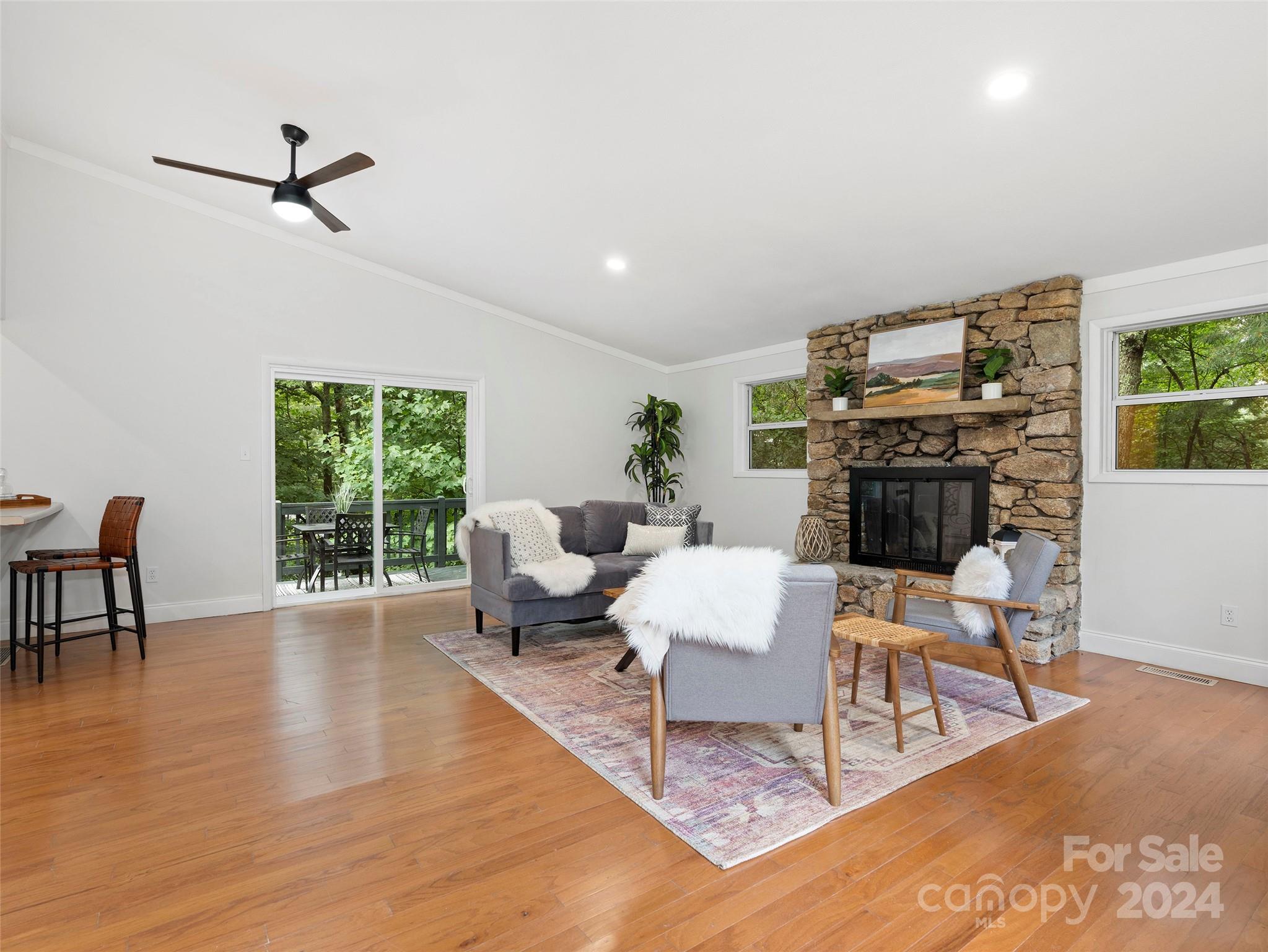 8 Jean Drive