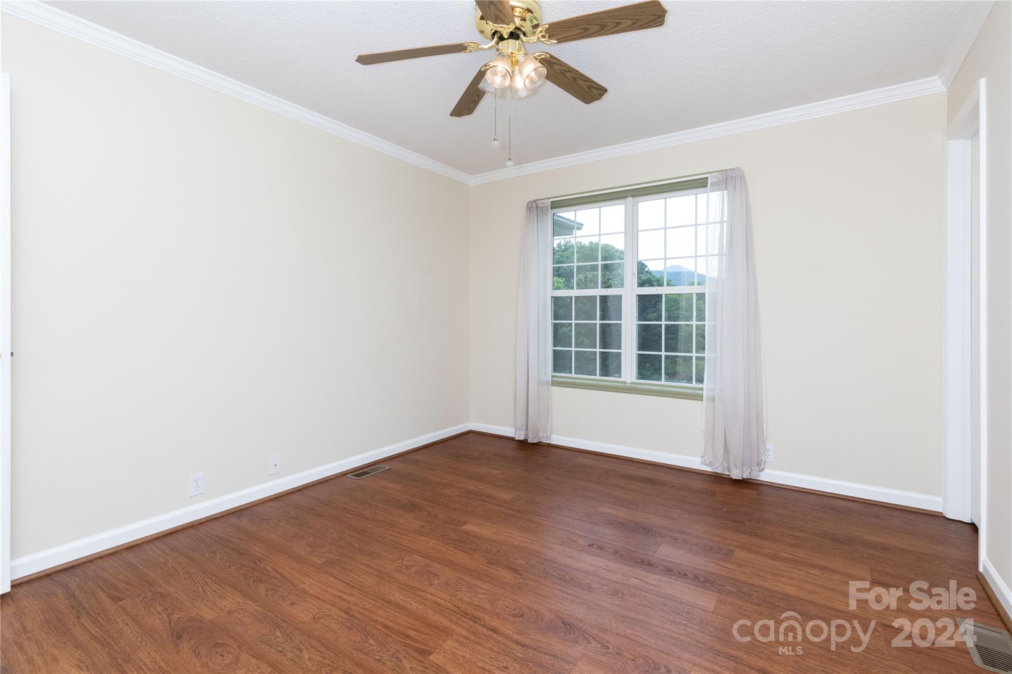 360 Beaverdam Loop Road