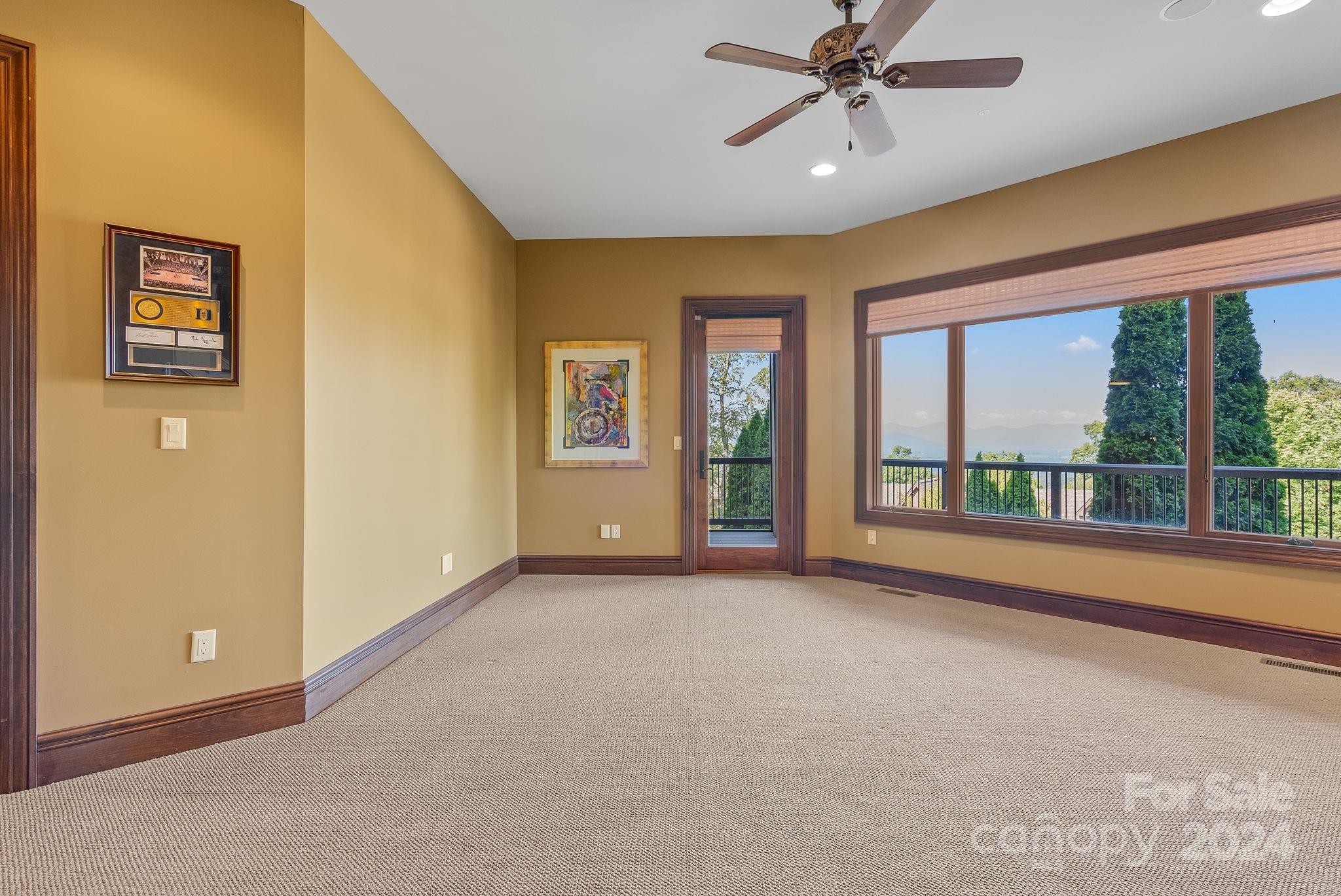 11 Point Bluff Drive