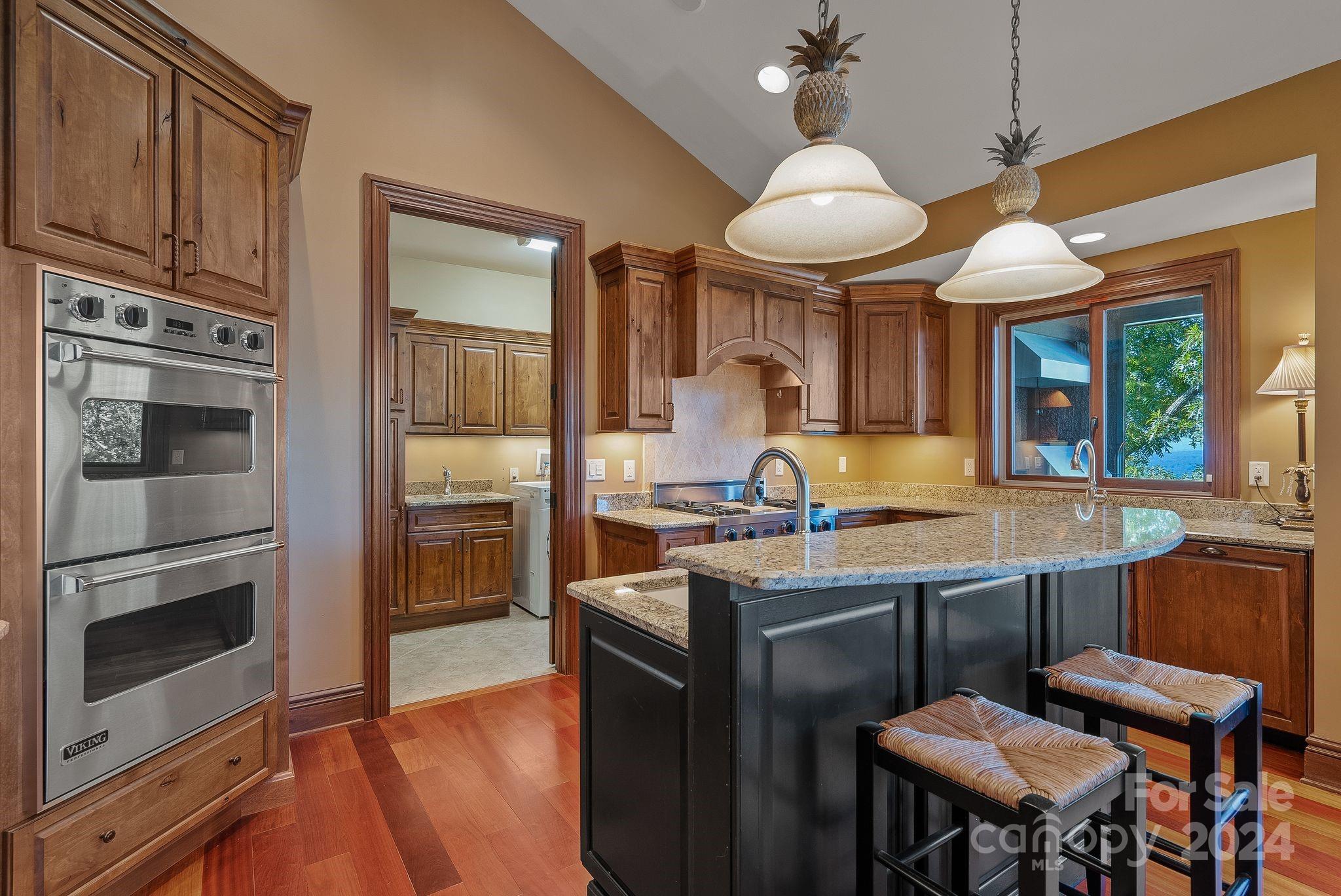 11 Point Bluff Drive
