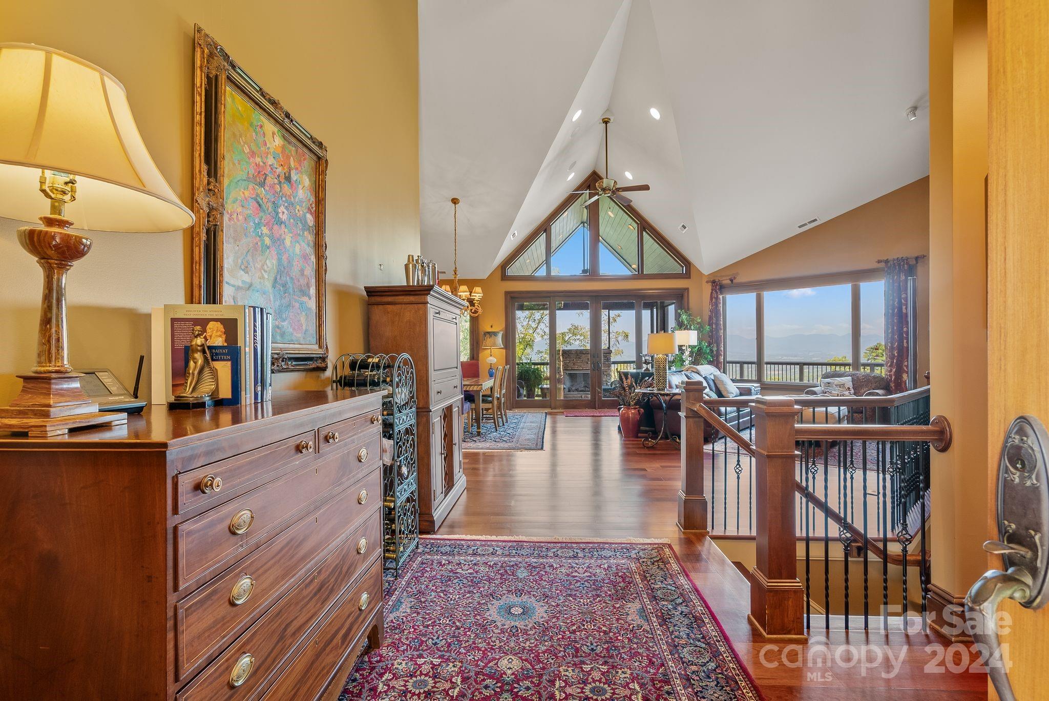 11 Point Bluff Drive