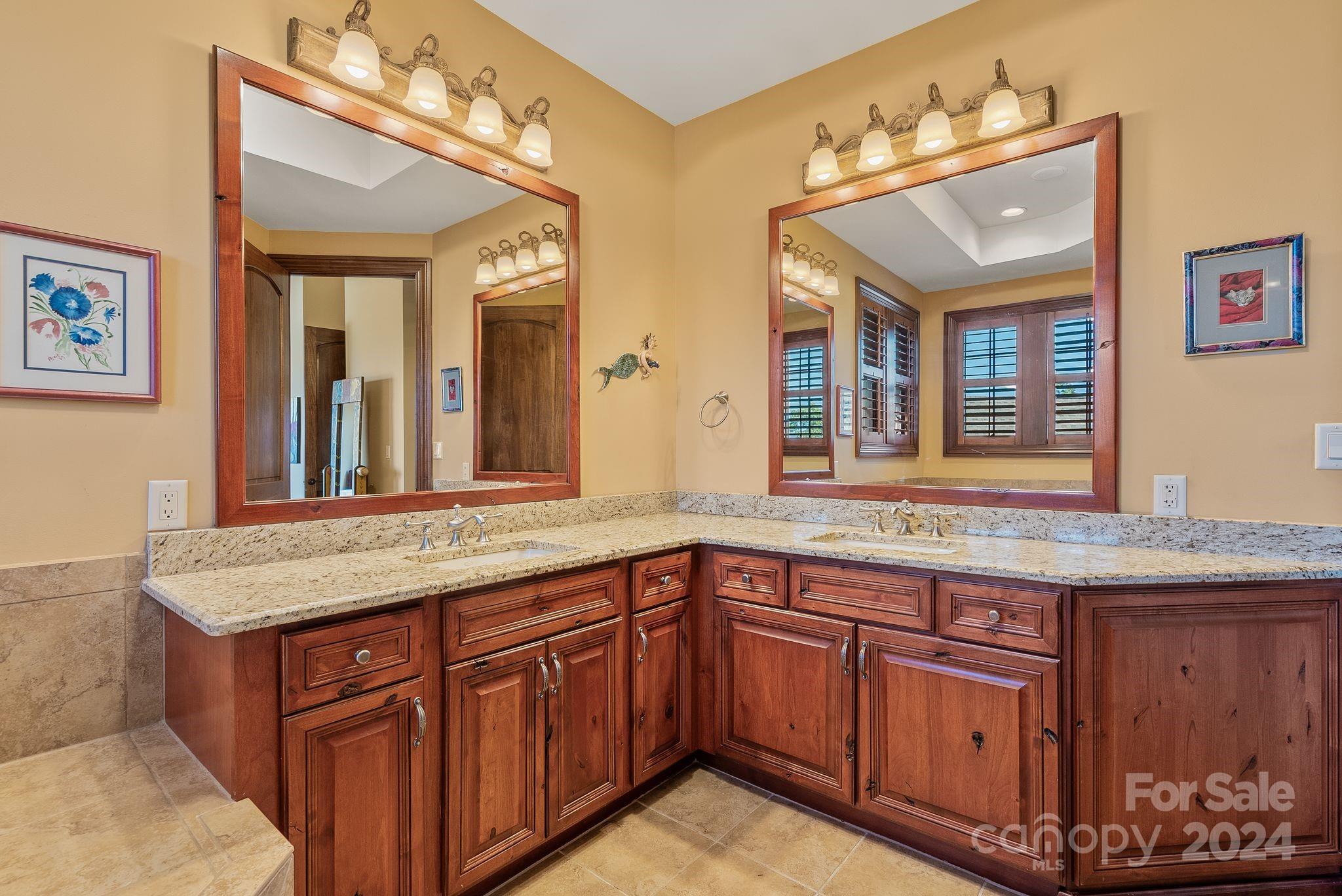 11 Point Bluff Drive