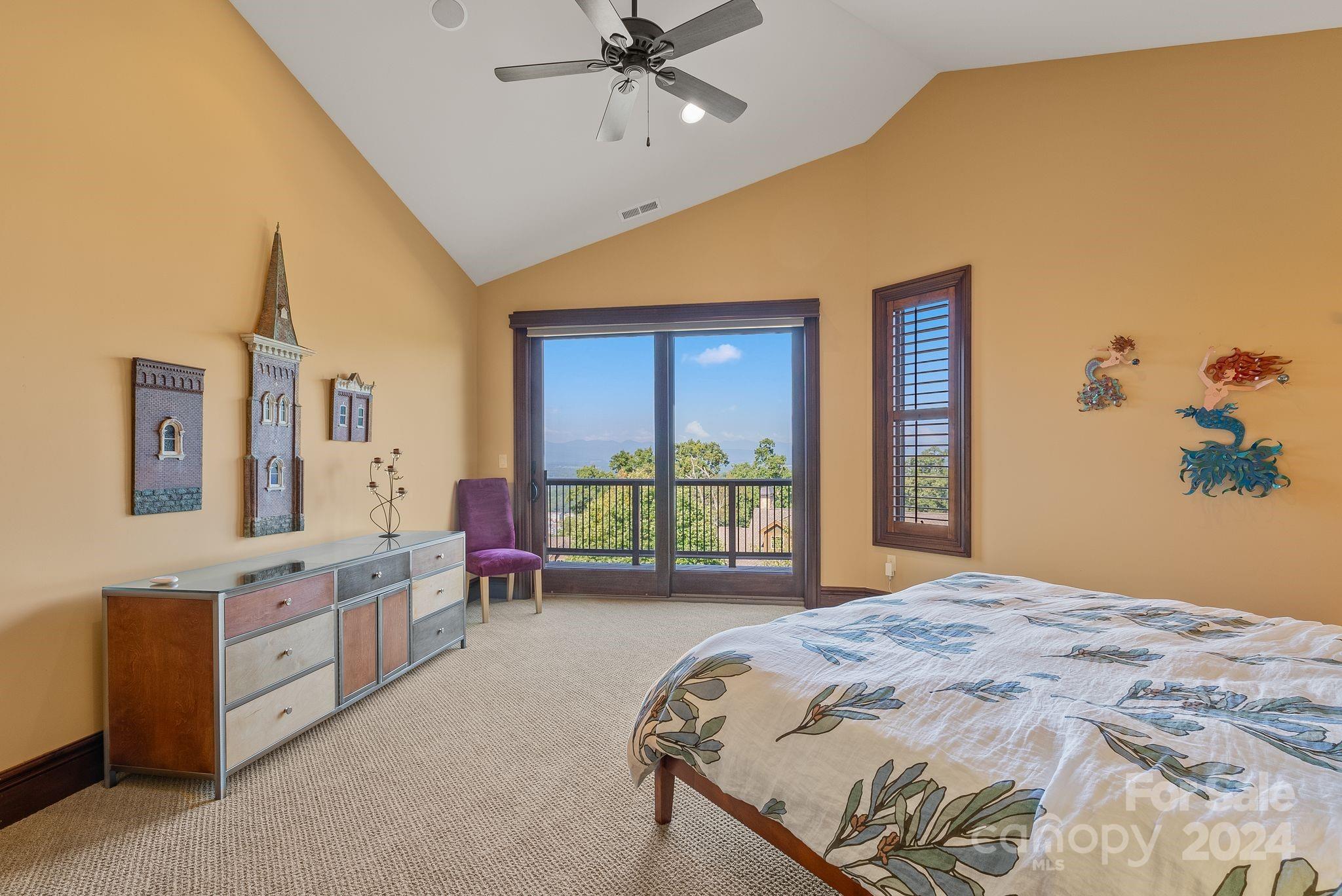 11 Point Bluff Drive