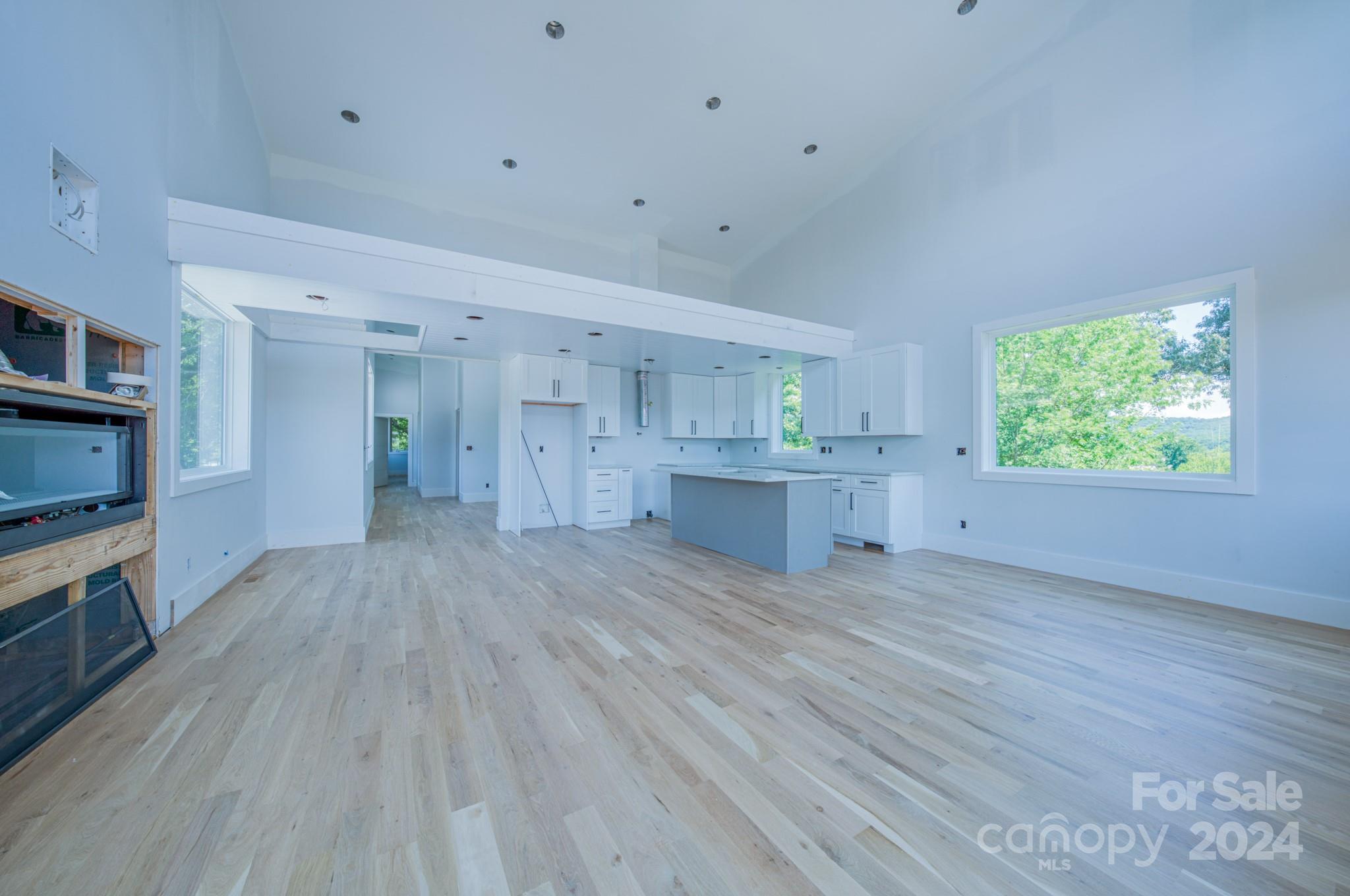33 N Pershing Road