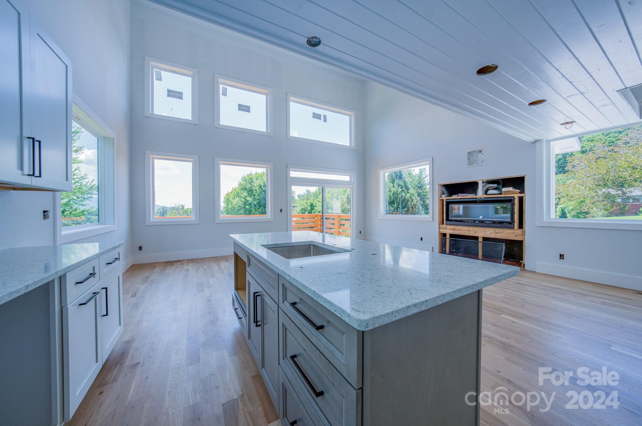 33 N Pershing Road