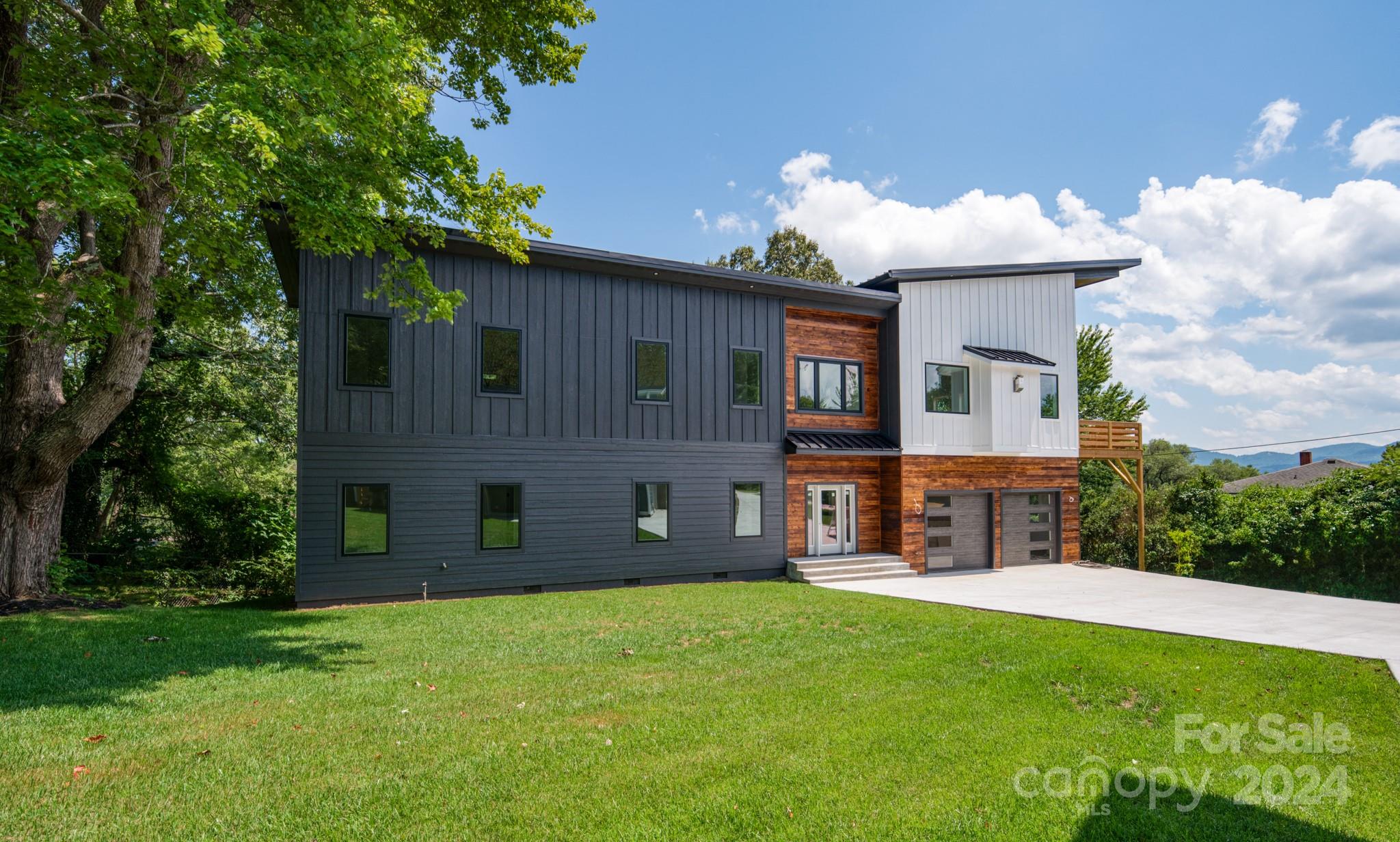 33 N Pershing Road