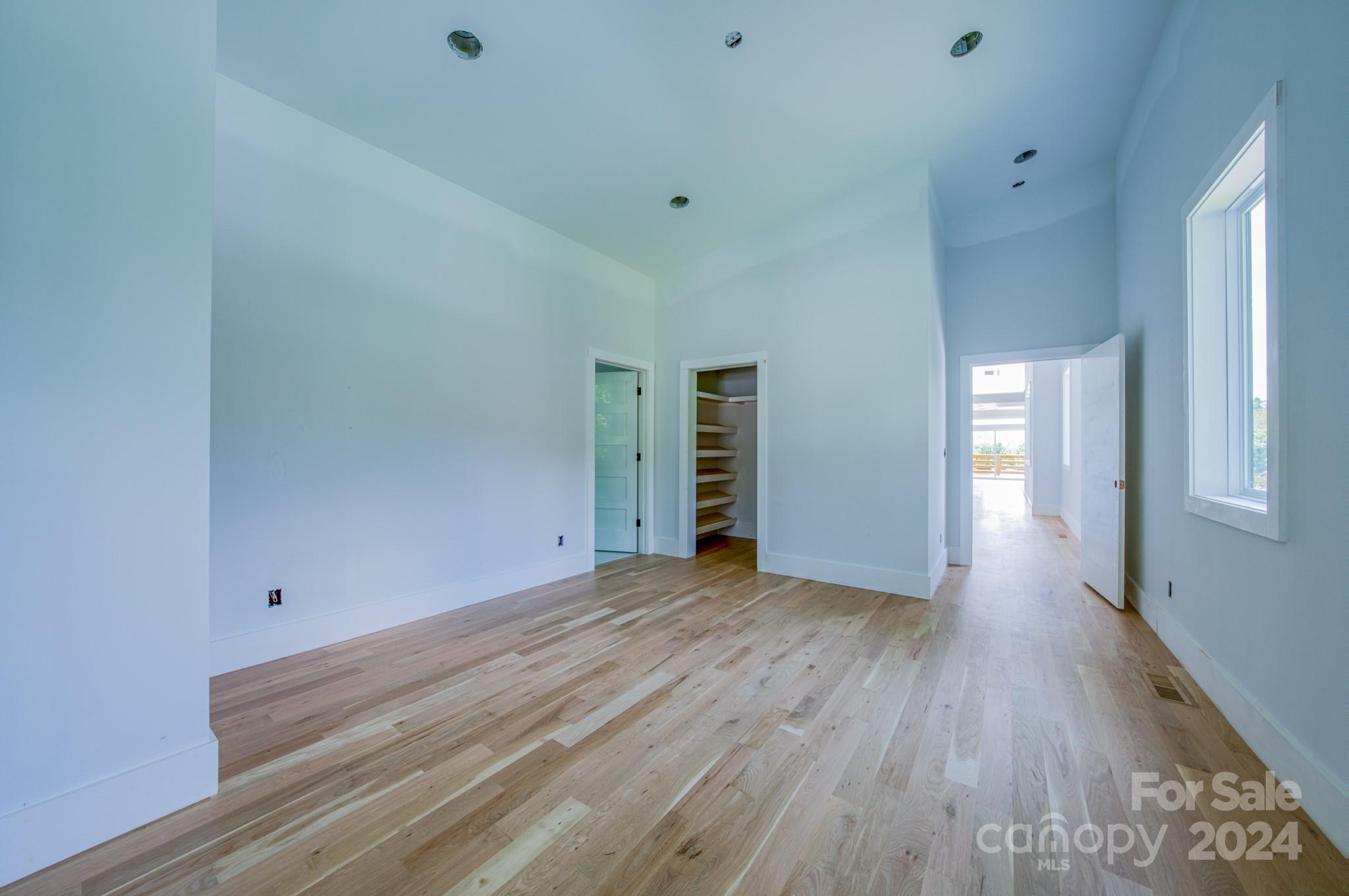 33 N Pershing Road