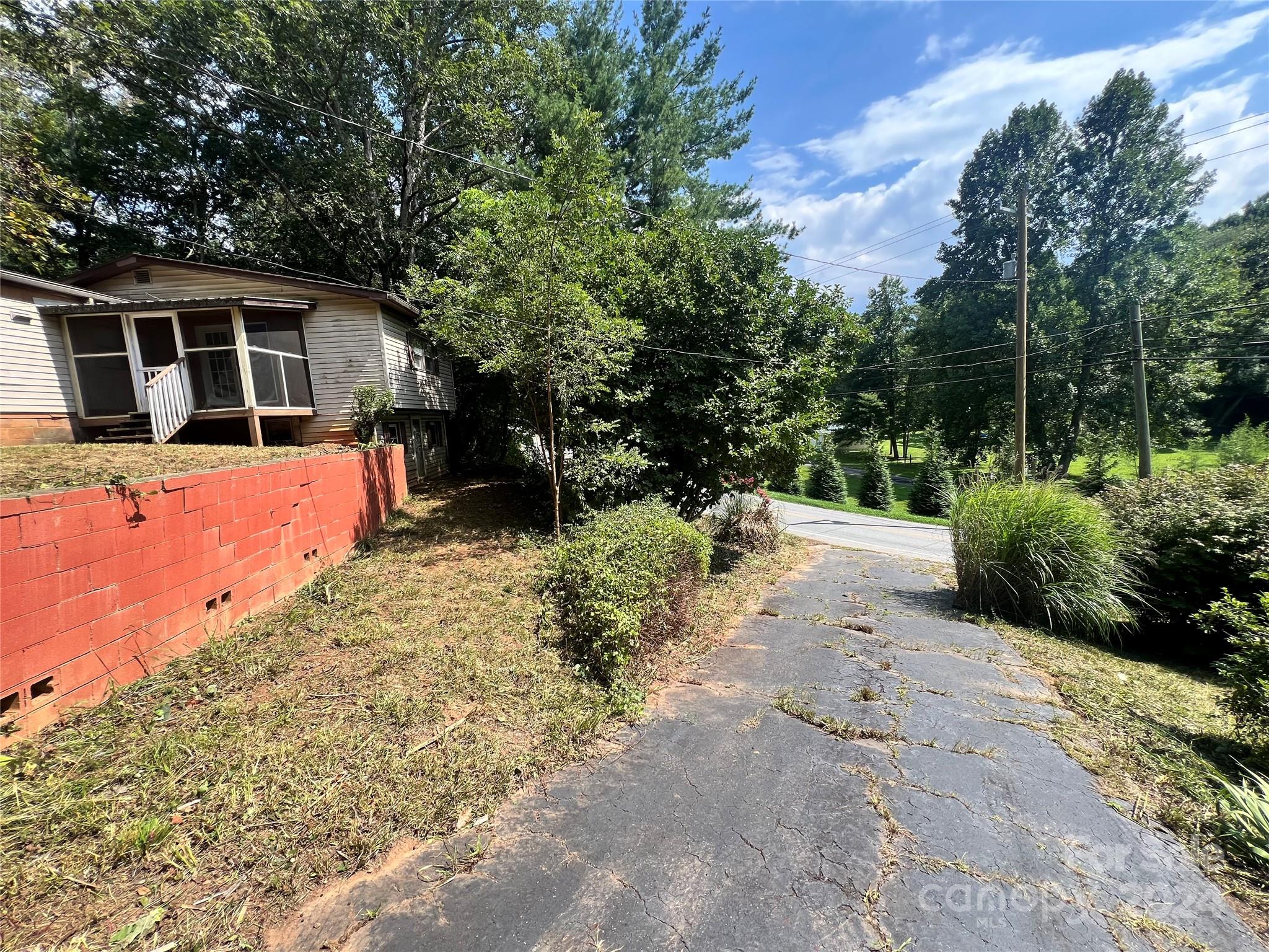 440 Dogwood Road