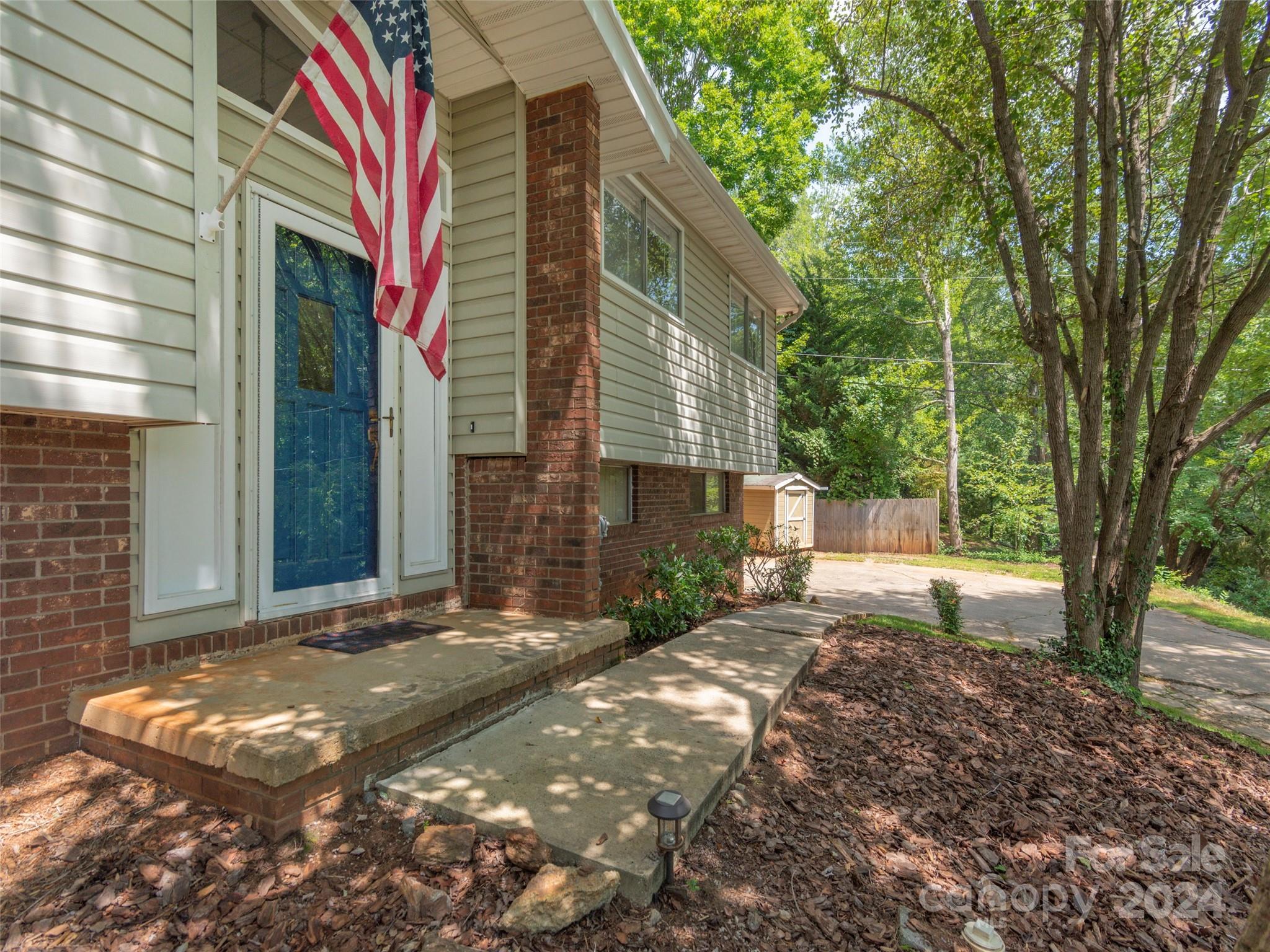 82 Sleepy Hollow Drive