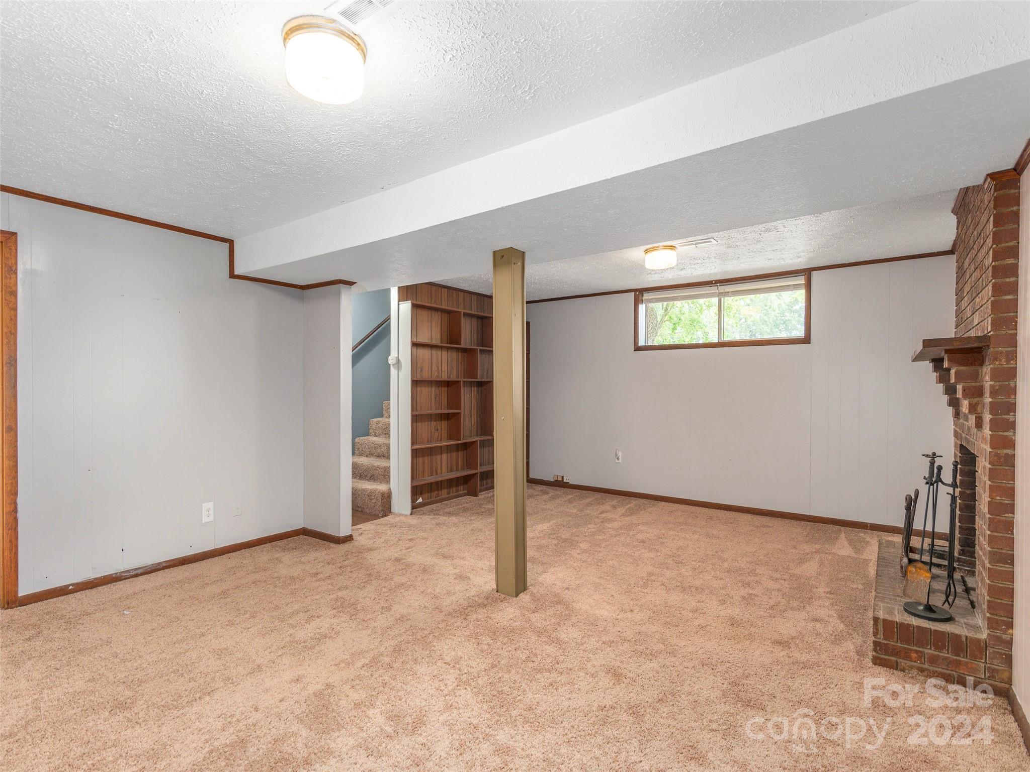 82 Sleepy Hollow Drive