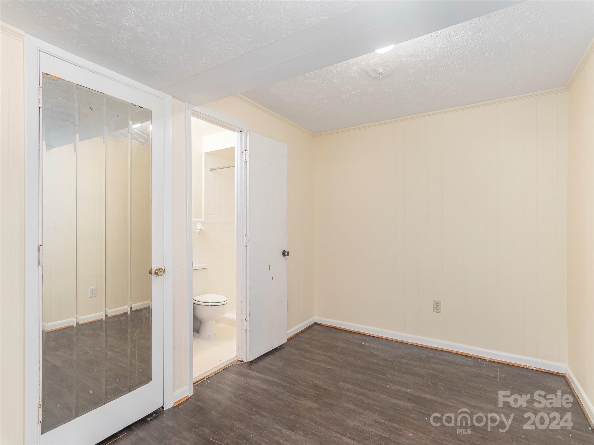 82 Sleepy Hollow Drive