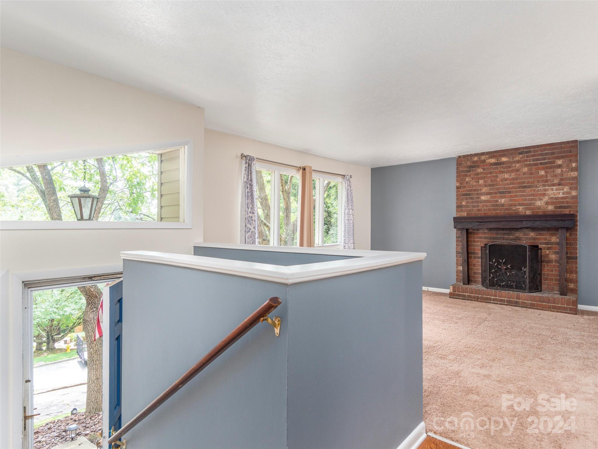 82 Sleepy Hollow Drive